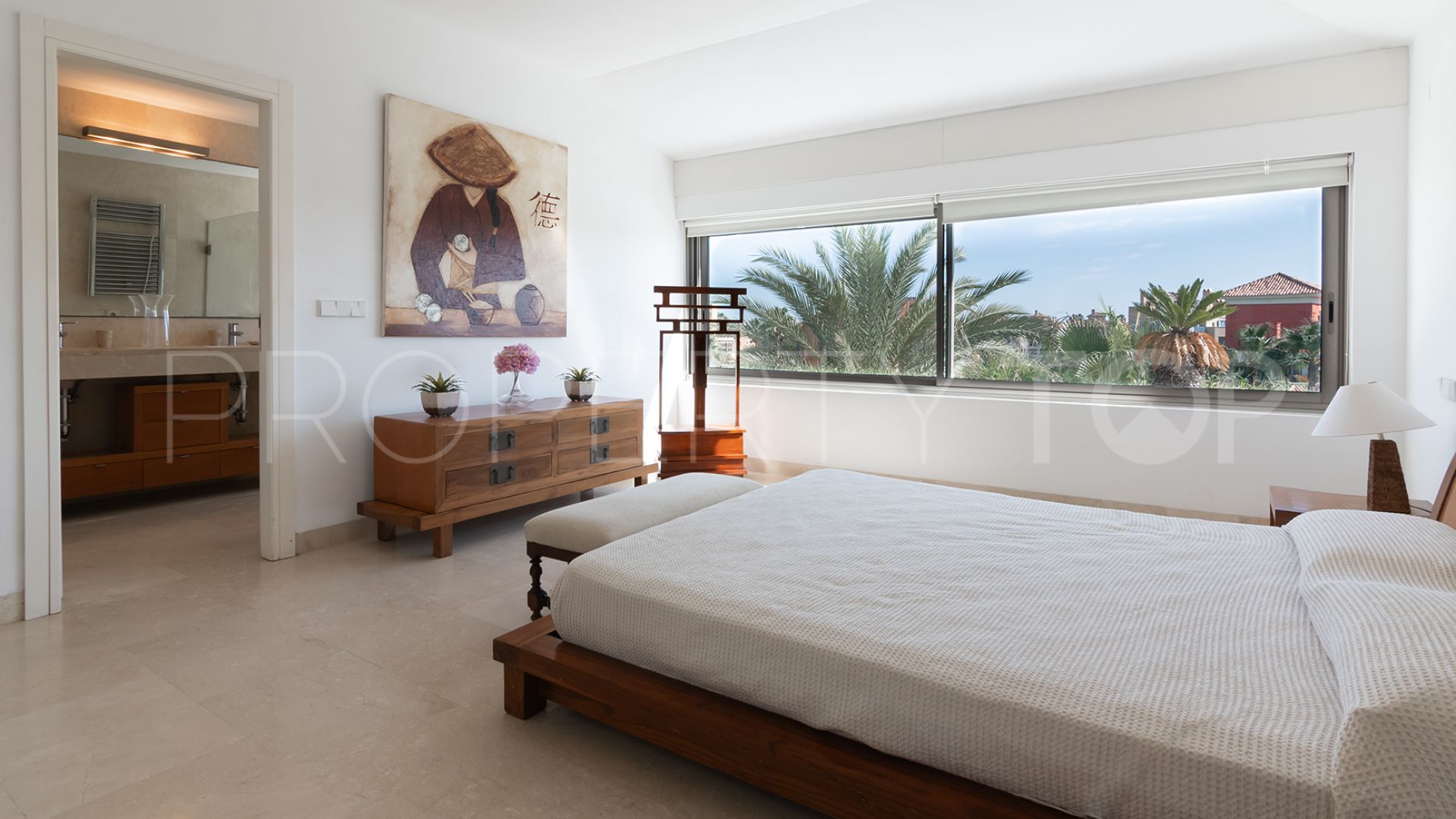 Duplex penthouse for sale in Isla del Pez Barbero with 4 bedrooms