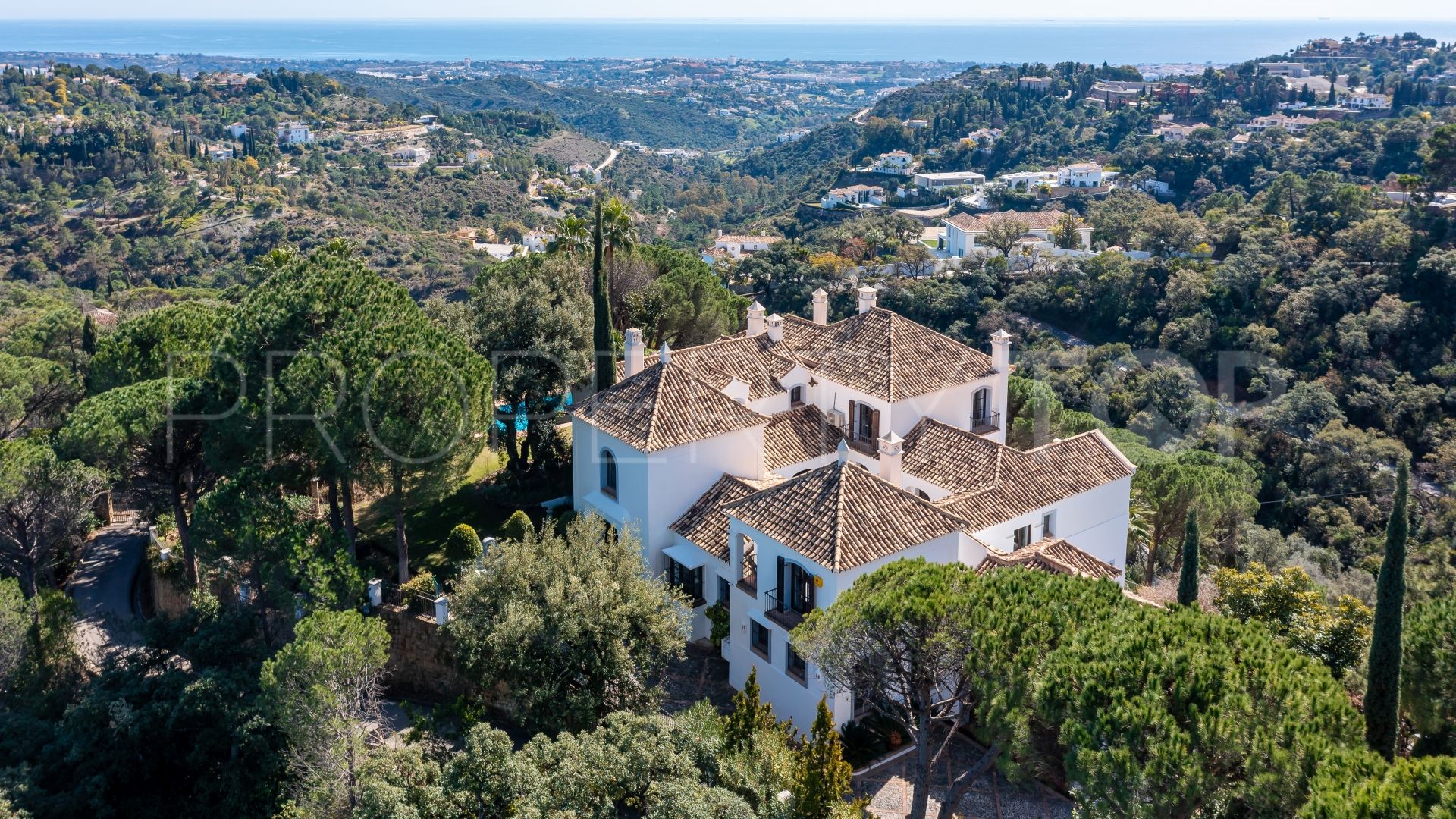 El Madroñal, villa a la venta de 7 dormitorios