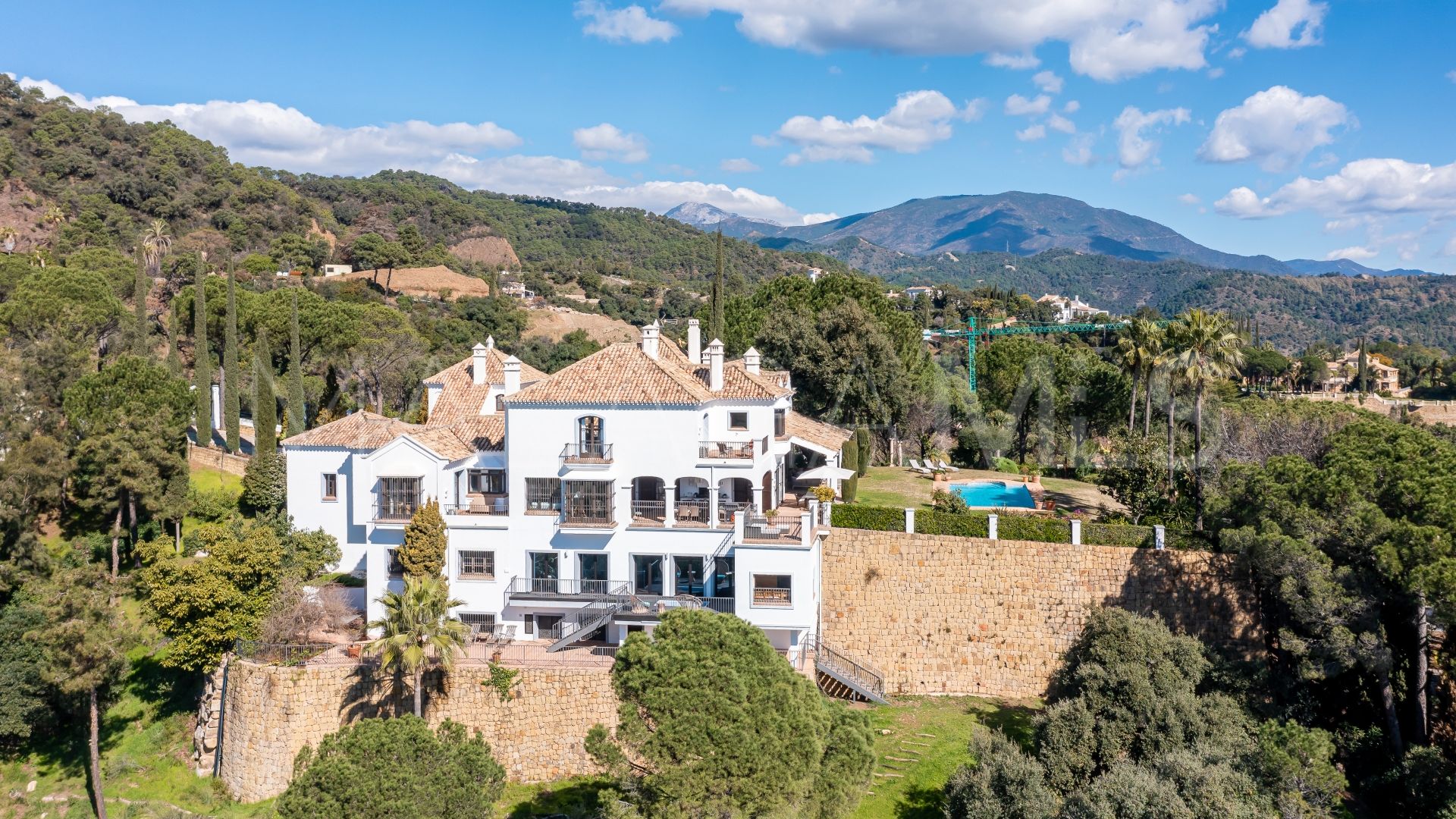 Villa for sale in El Madroñal