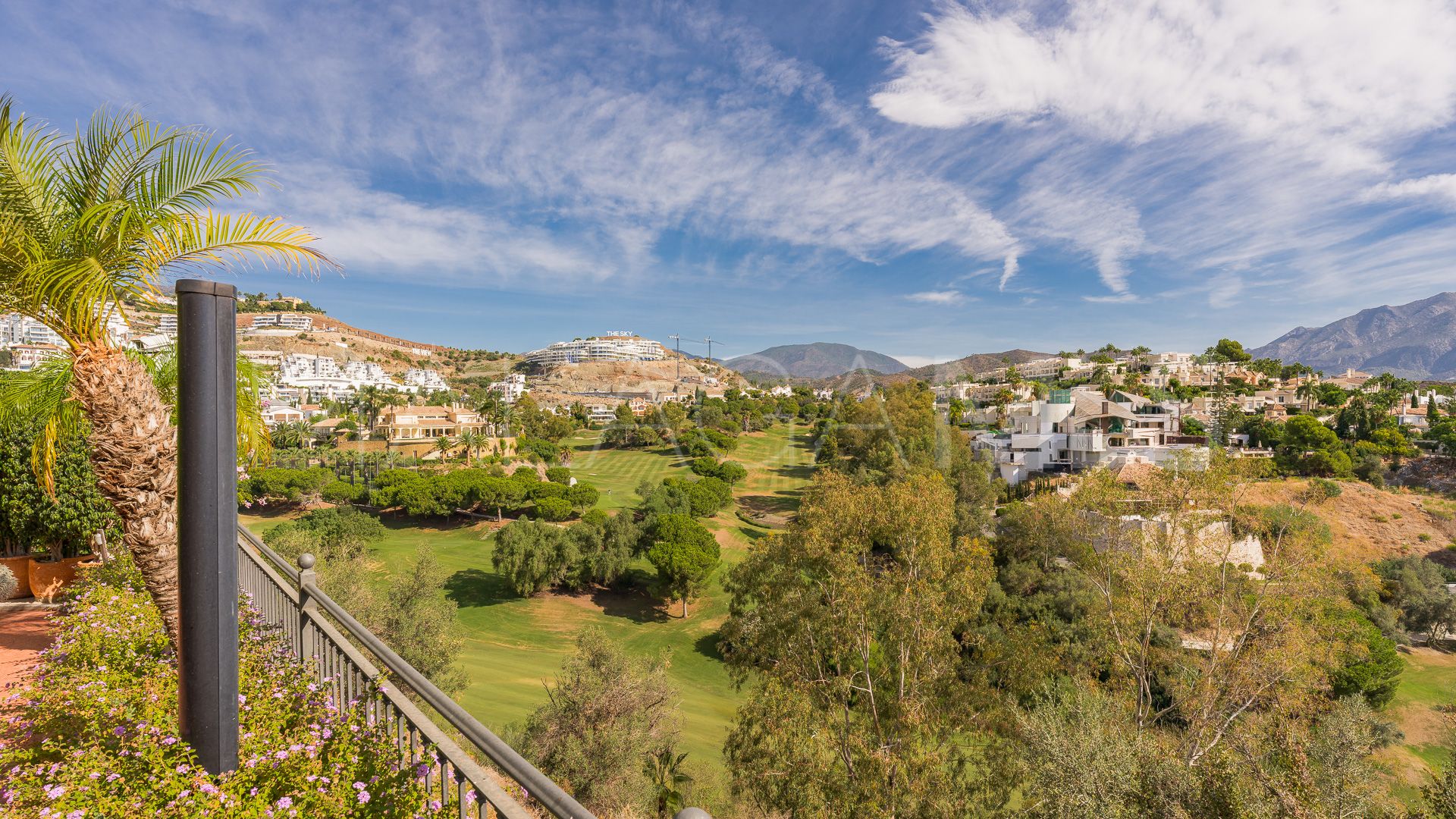 For sale El Herrojo villa