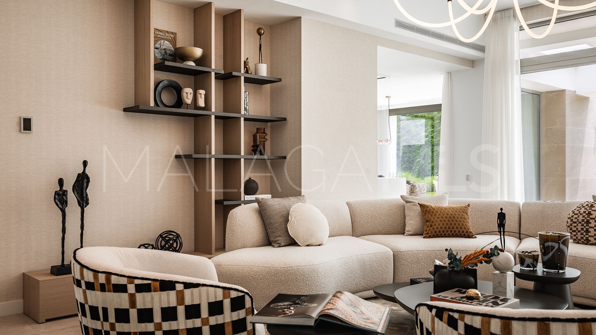 Villa for sale in El Paraiso