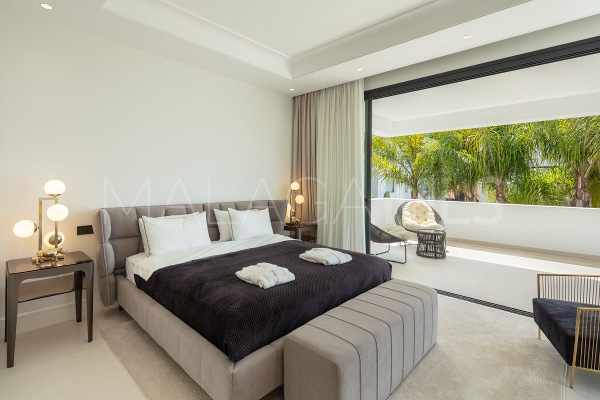 Se vende villa with 4 bedrooms in Rio Verde Playa