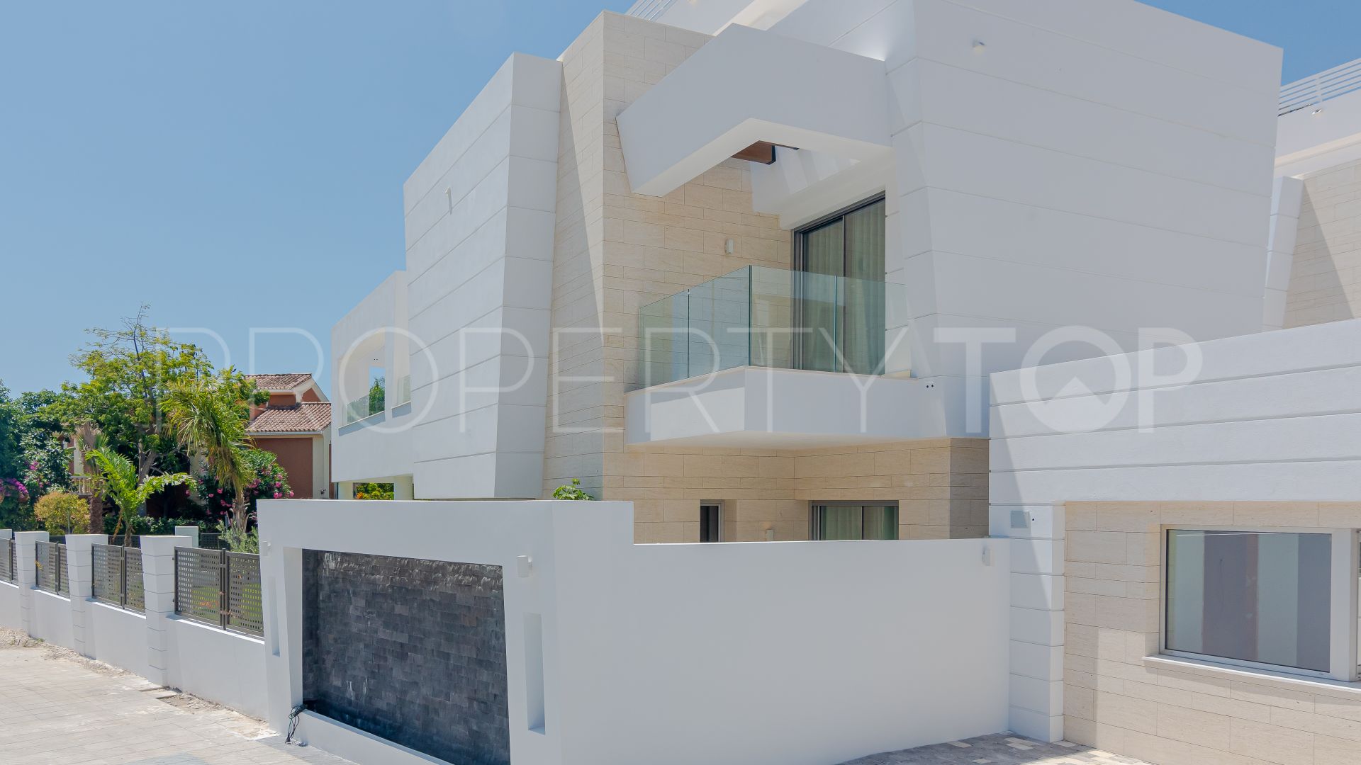 Villa a la venta de 4 dormitorios en San Pedro de Alcantara