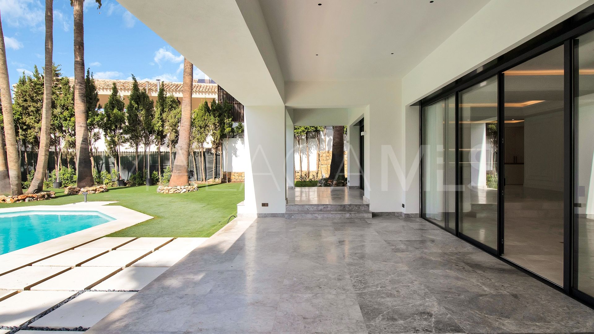 Se vende villa in Sierra Blanca