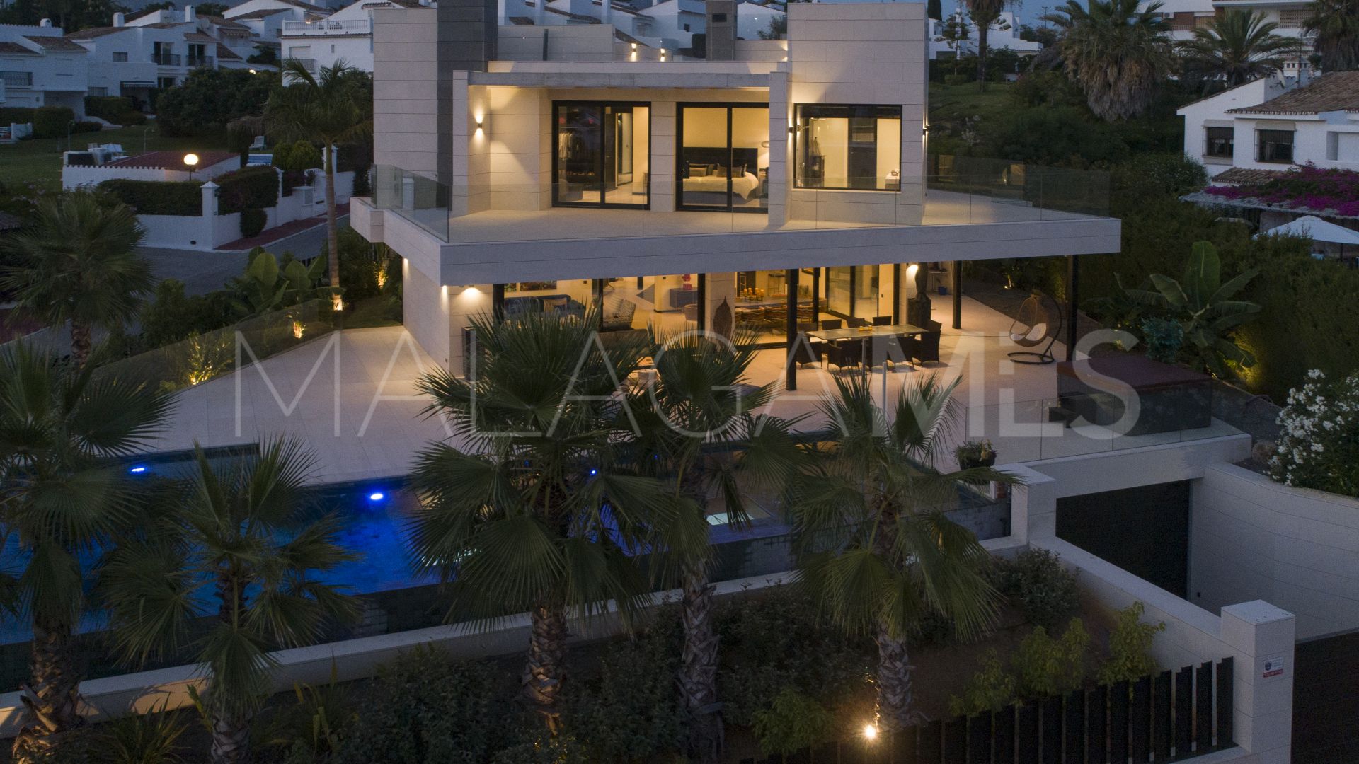 For sale villa in Parcelas del Golf with 6 bedrooms
