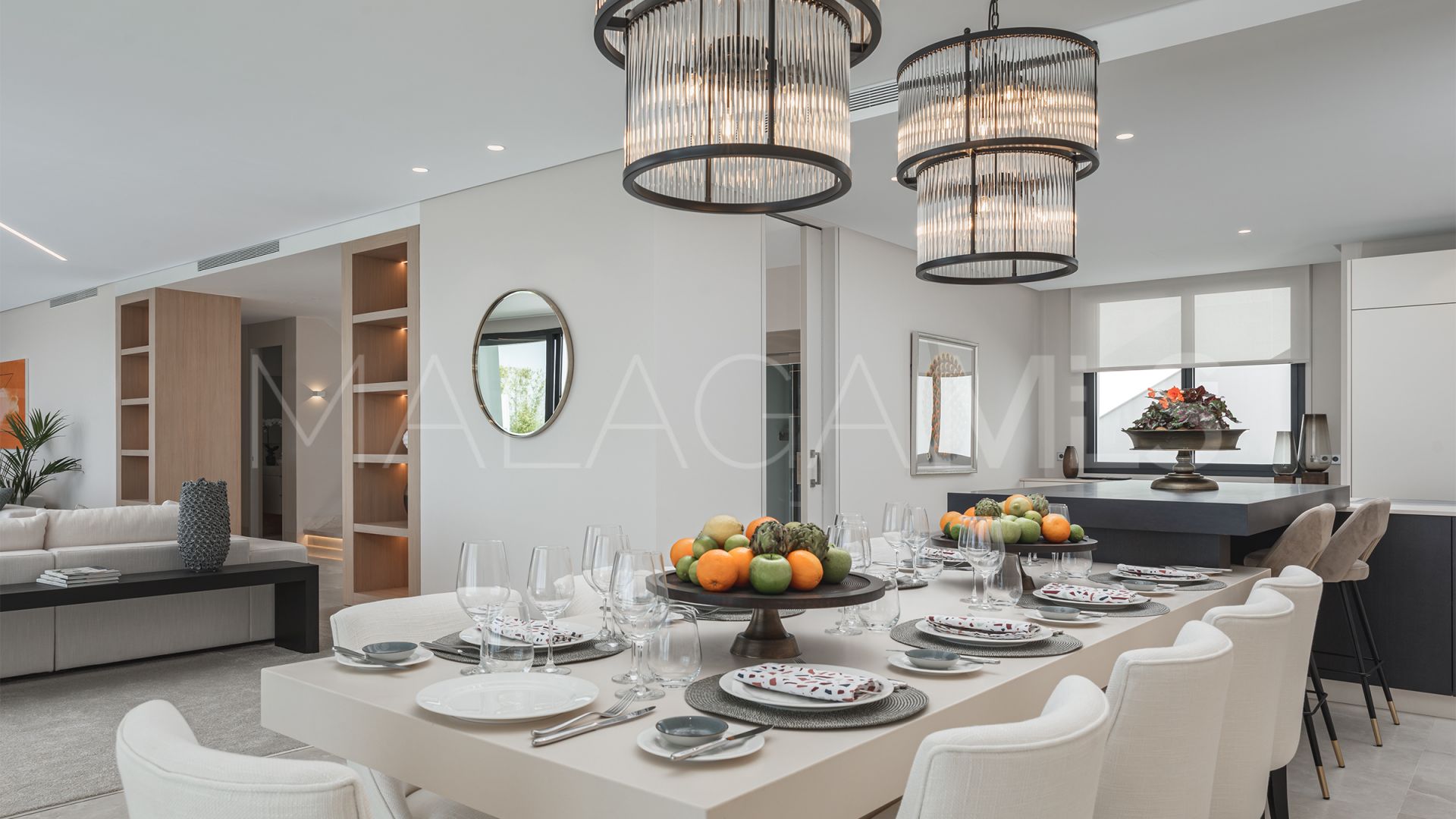 Villa for sale in Paraiso Alto