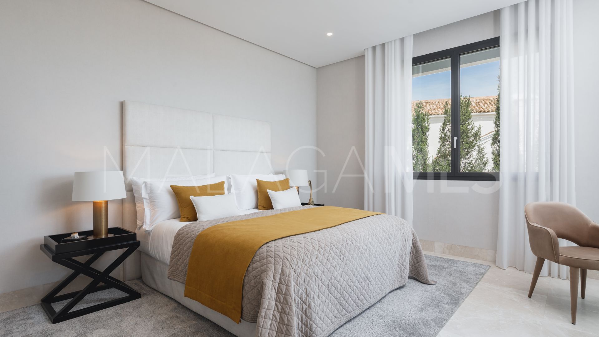 Villa for sale in Paraiso Alto