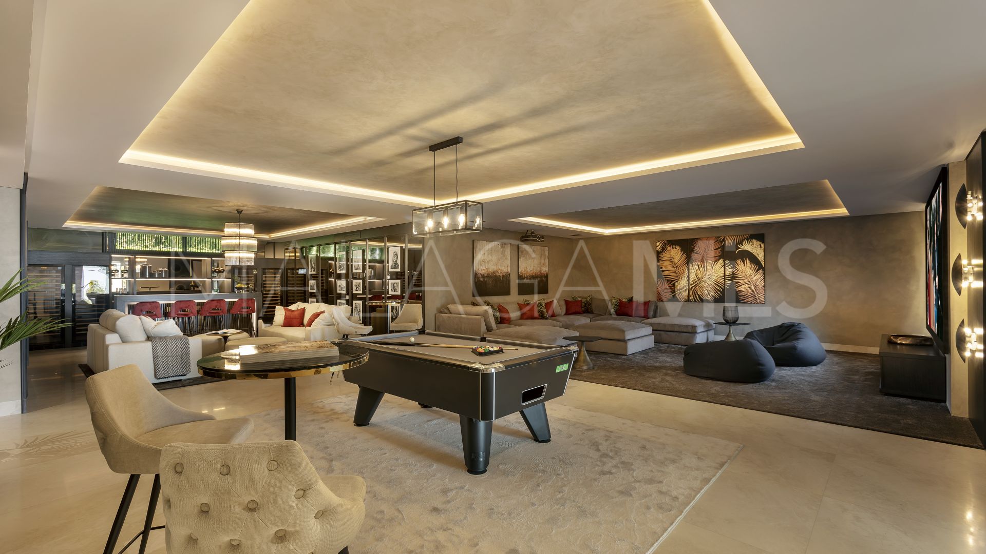 Villa for sale in Paraiso Alto