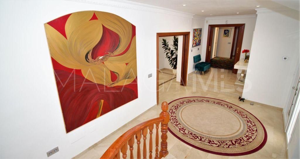 Villa for sale in Paraiso Alto