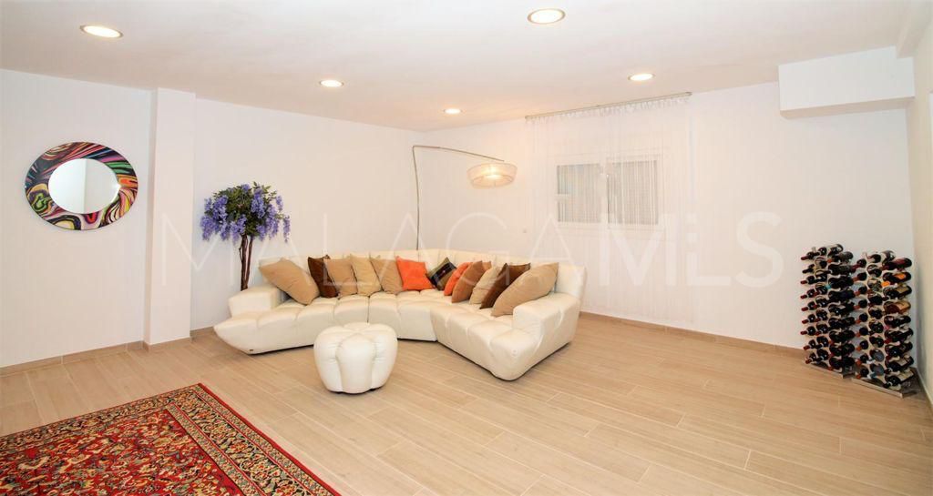 Villa for sale in Paraiso Alto