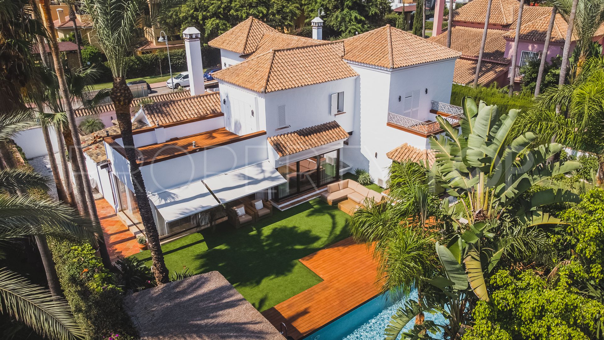 4 bedrooms villa for sale in Las Mimosas