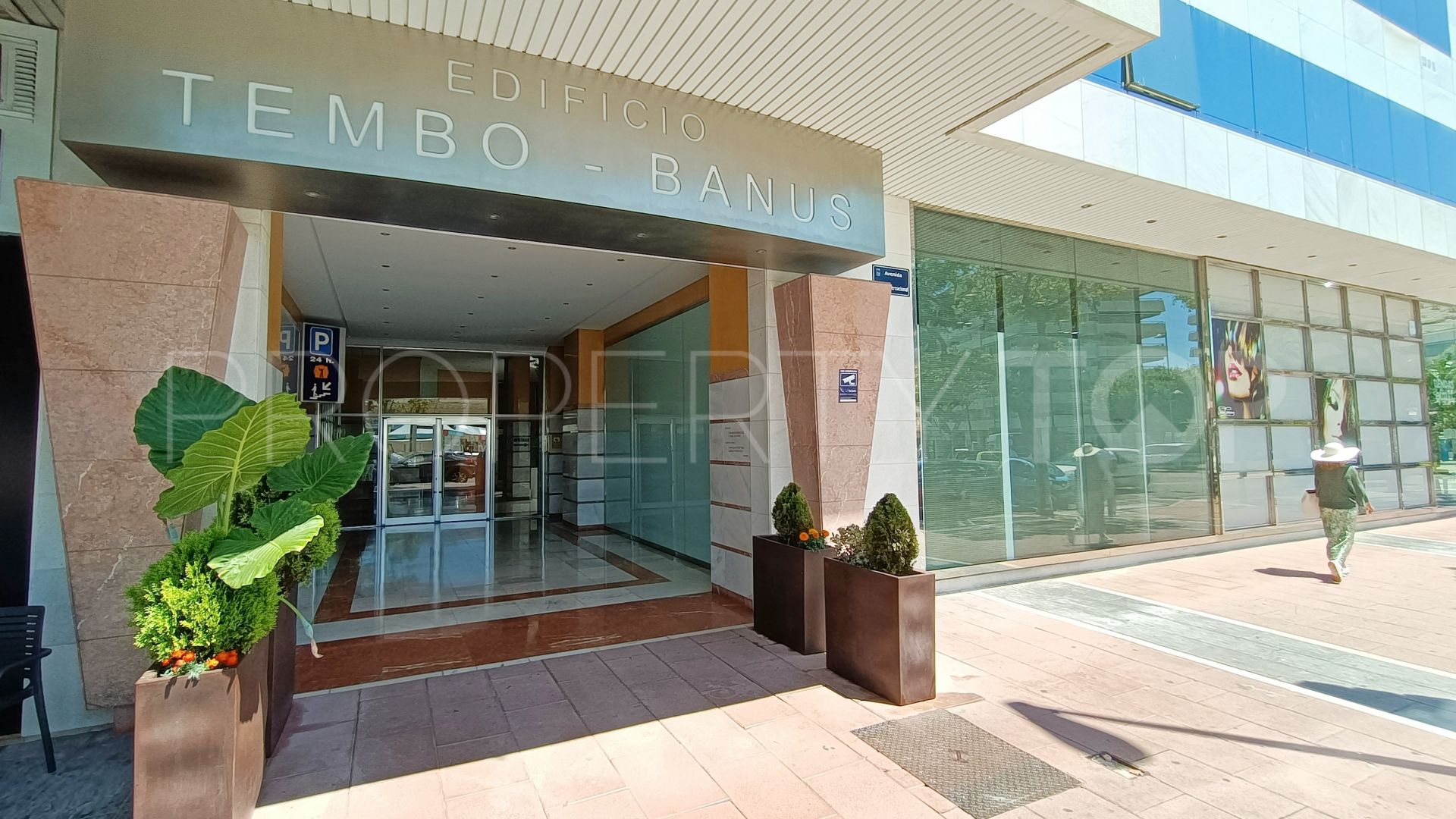 Oficina a la venta en Tembo Banus