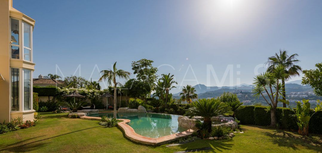 Villa for sale in Monte Halcones