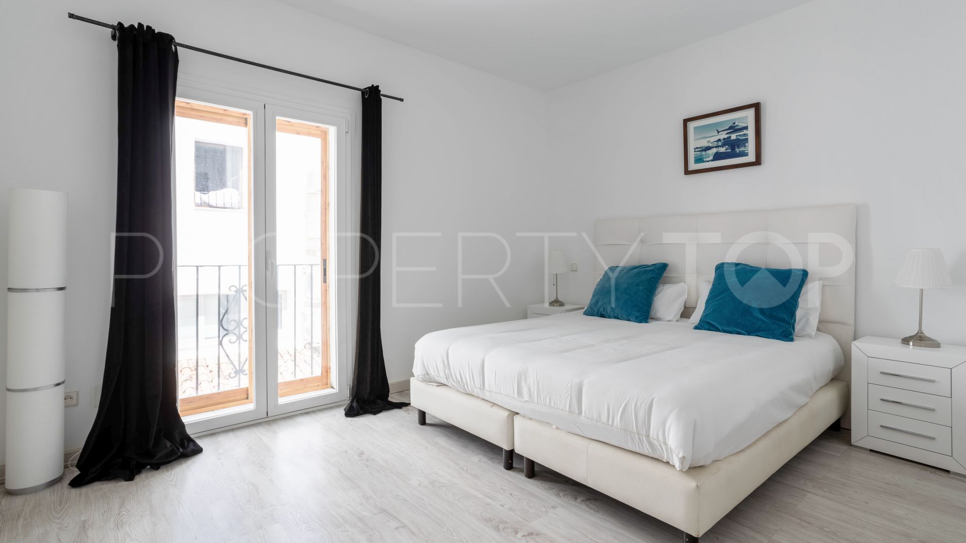 Comprar atico duplex en Marbella - Puerto Banus de 3 dormitorios
