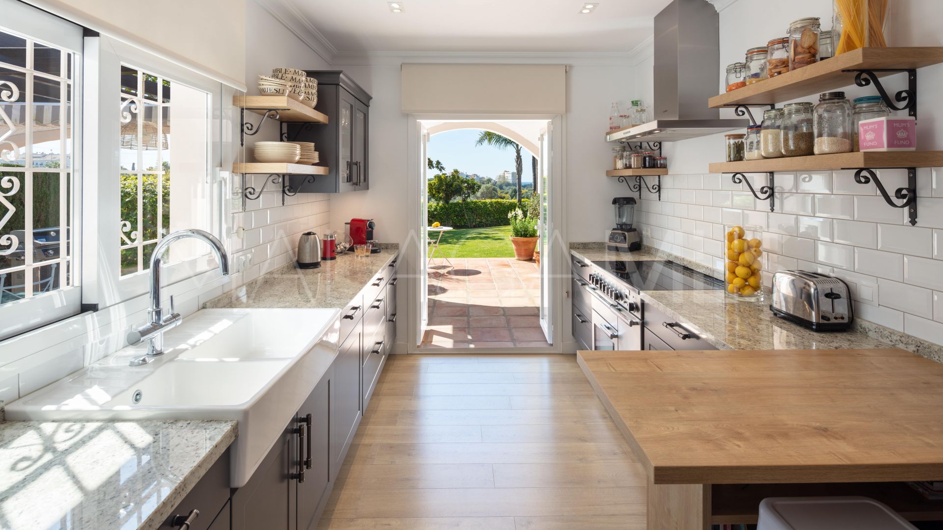 El Rosario 5 bedrooms villa for sale