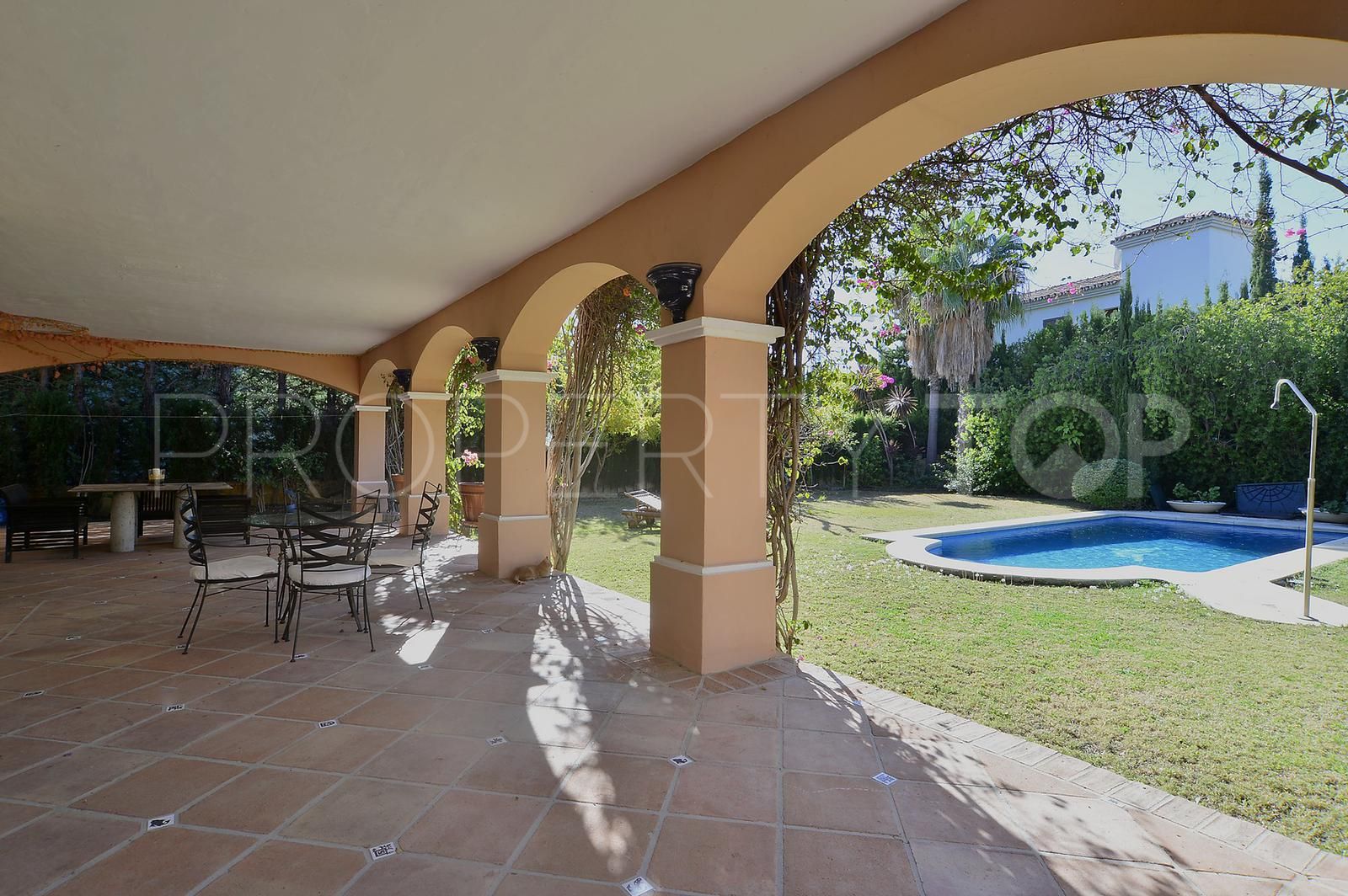 Villa with 4 bedrooms for sale in Supermanzana H