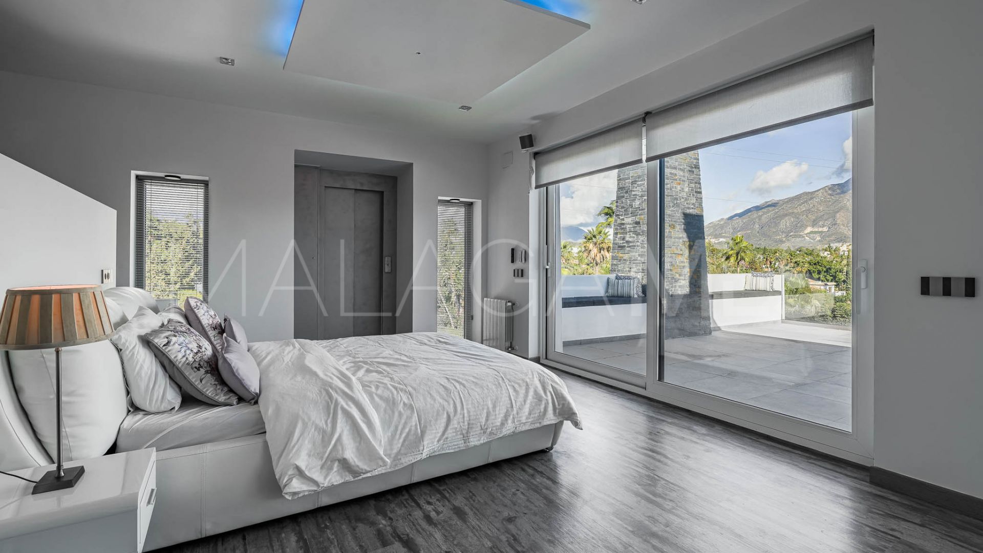 Villa for sale de 8 bedrooms in Las Brisas