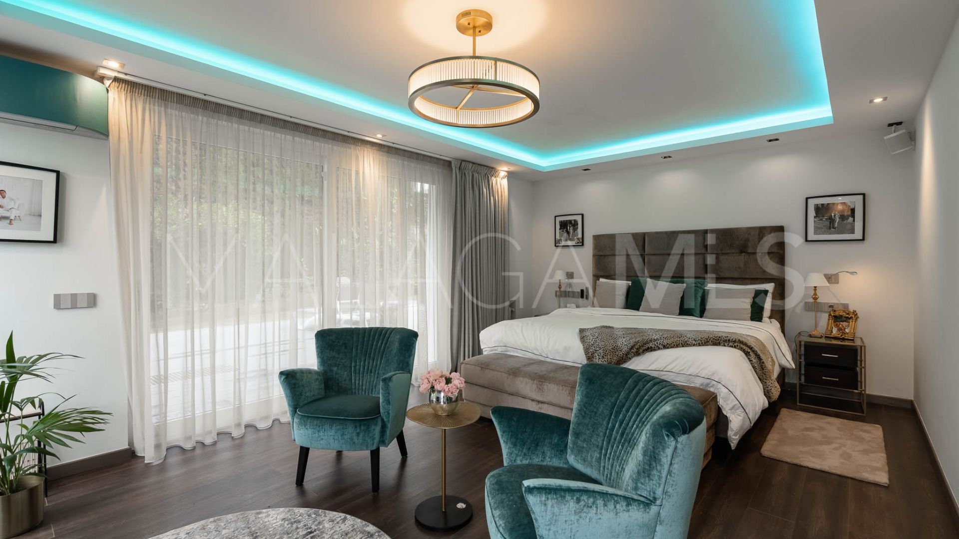 Villa for sale de 8 bedrooms in Las Brisas