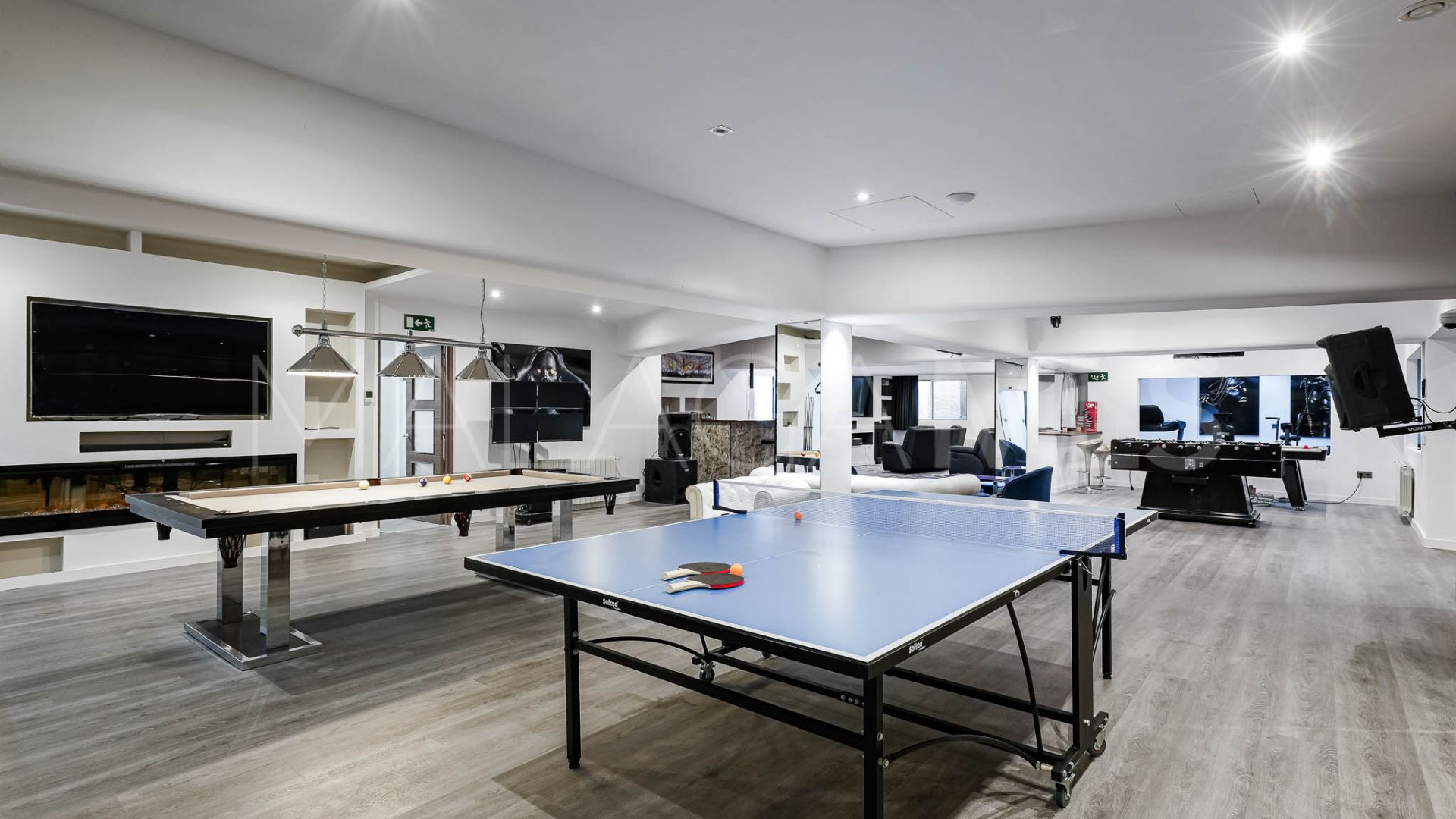 Villa for sale de 8 bedrooms in Las Brisas