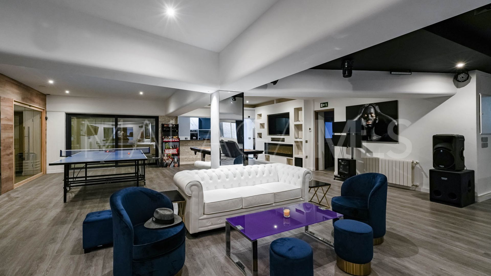 Villa for sale de 8 bedrooms in Las Brisas