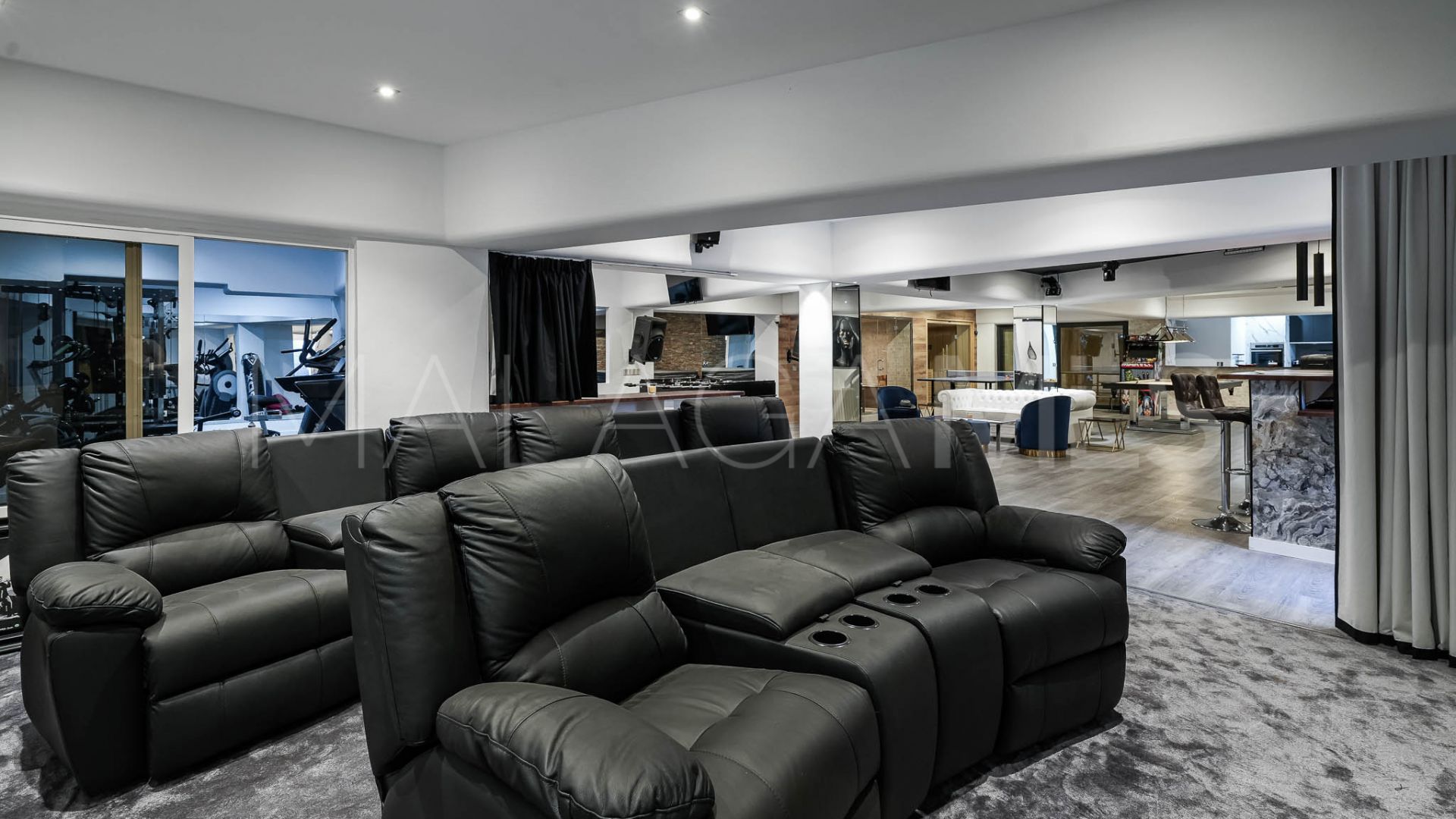 Villa for sale de 8 bedrooms in Las Brisas