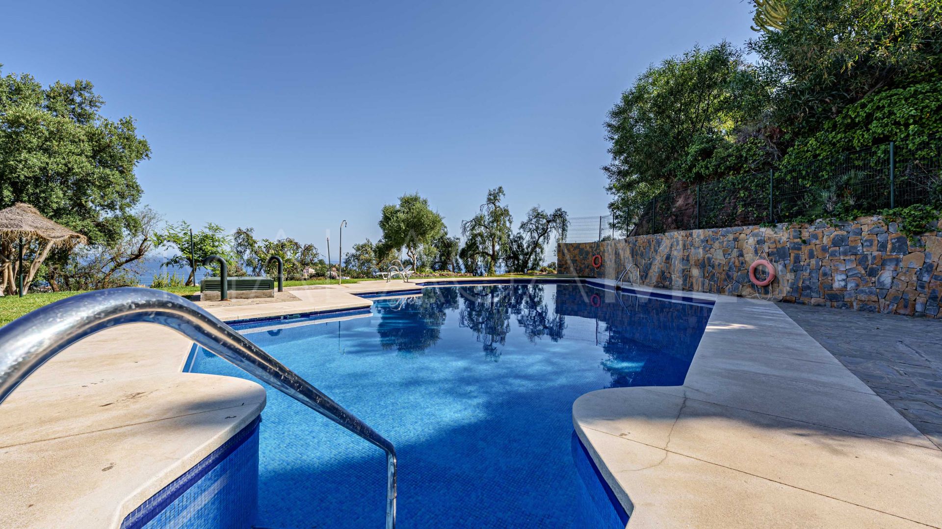 Cerrado Calderón - El Morlaco, duplex a la venta
