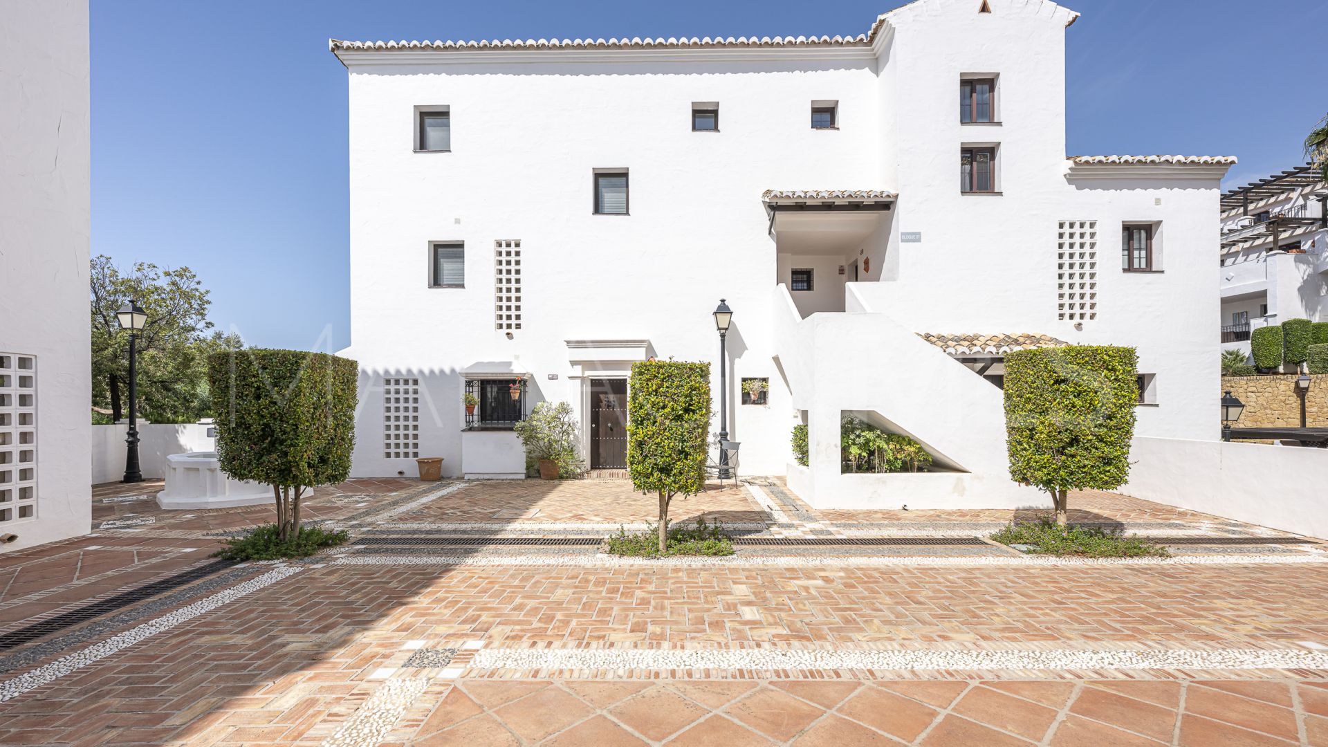 4 bedrooms Los Altos de los Monteros triplex for sale
