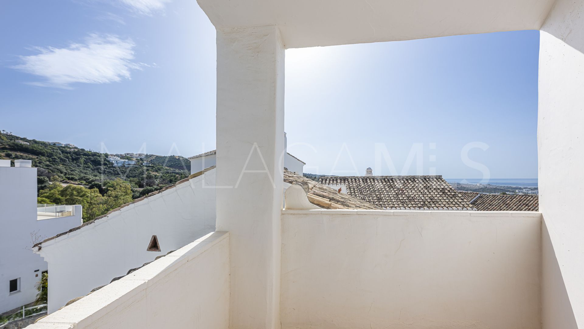 4 bedrooms Los Altos de los Monteros triplex for sale
