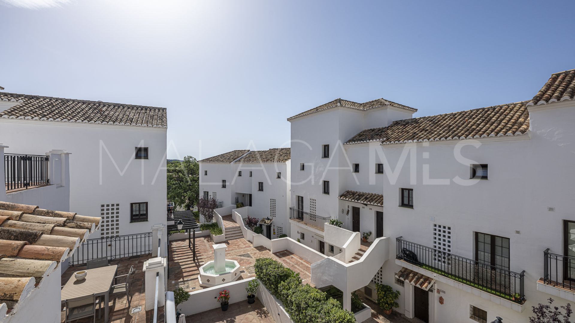 4 bedrooms Los Altos de los Monteros triplex for sale
