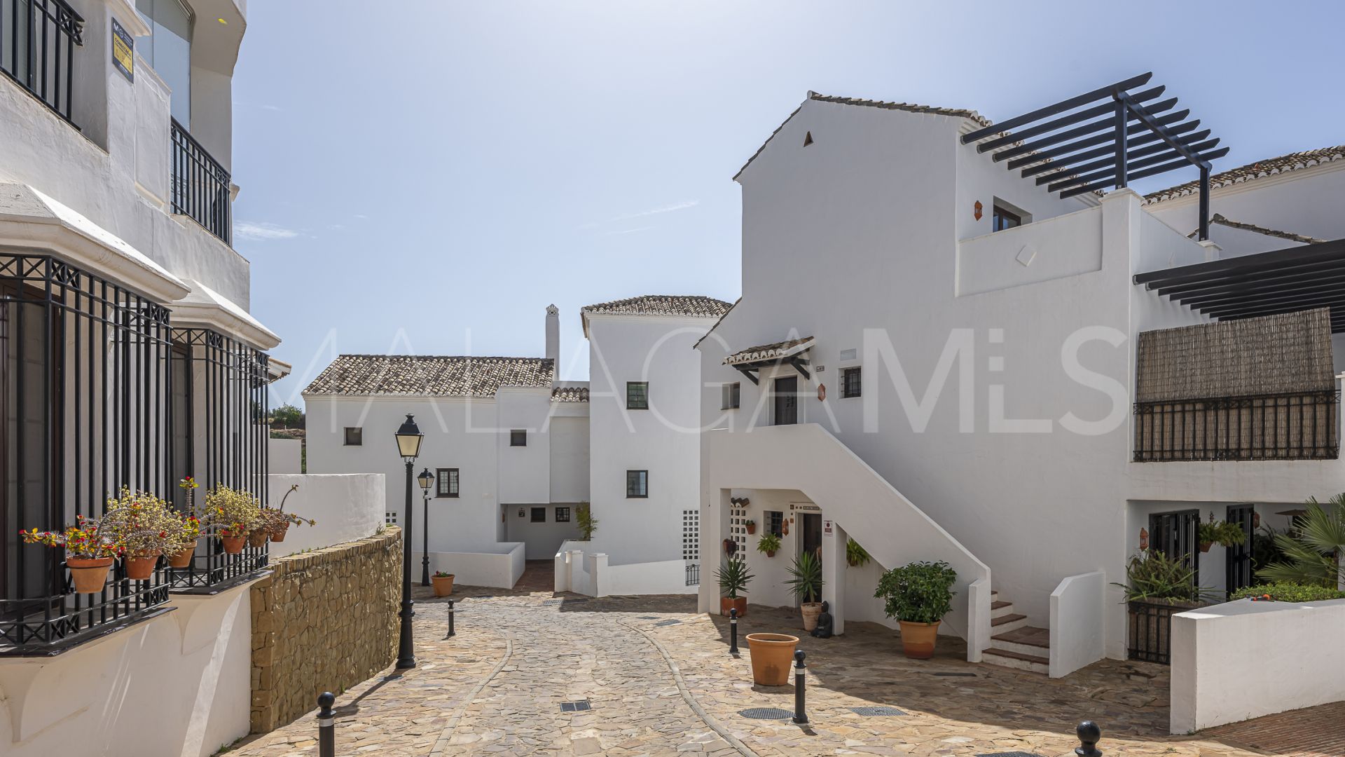 4 bedrooms Los Altos de los Monteros triplex for sale