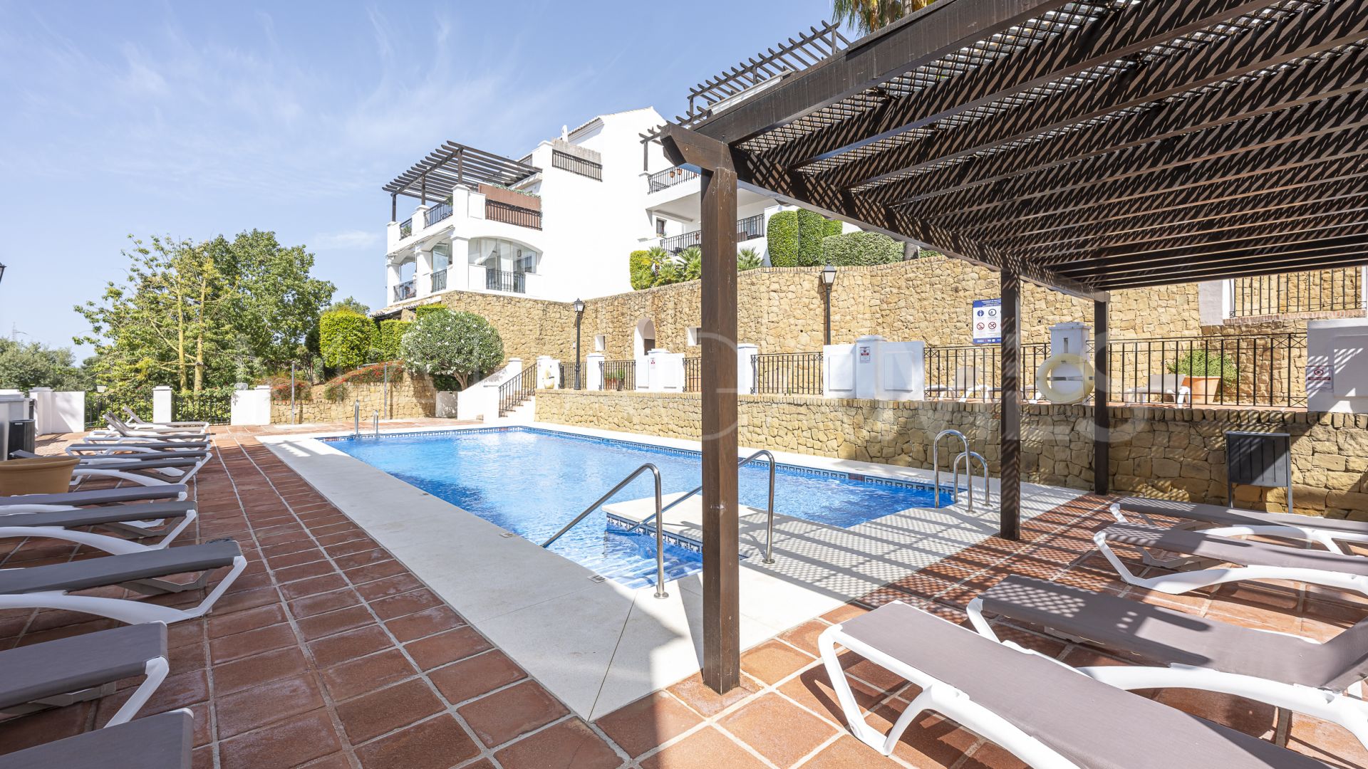 4 bedrooms Los Altos de los Monteros triplex for sale