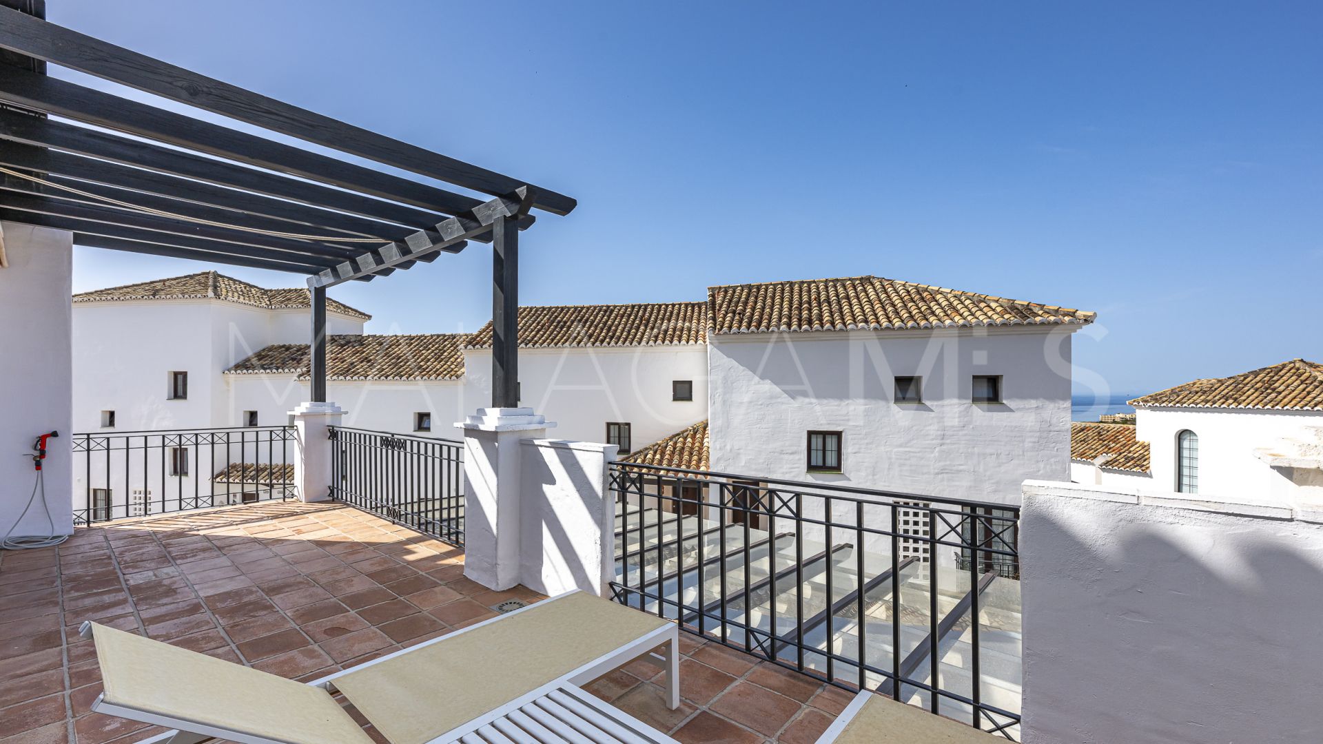 4 bedrooms Los Altos de los Monteros triplex for sale