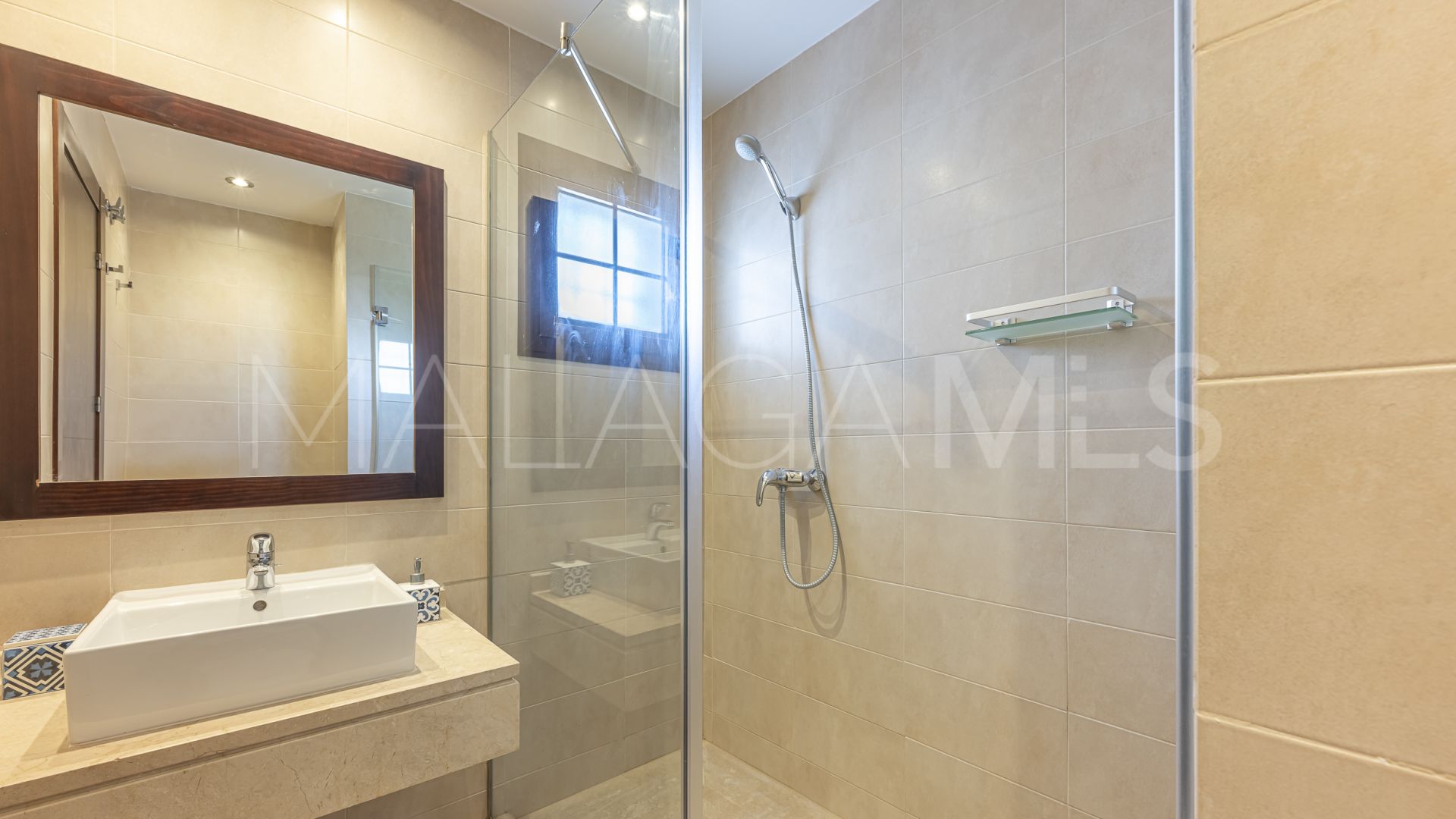4 bedrooms Los Altos de los Monteros triplex for sale