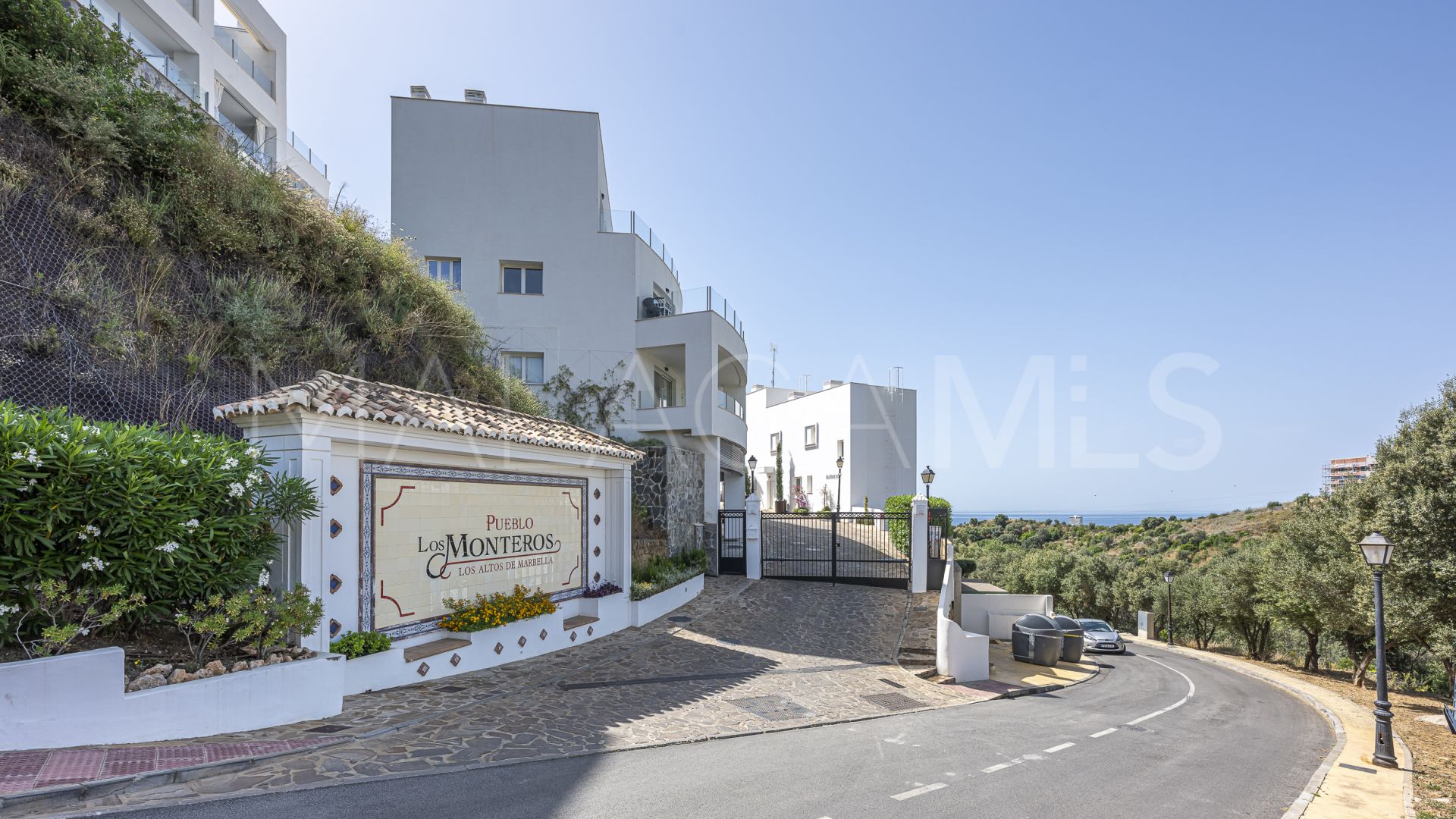 4 bedrooms Los Altos de los Monteros triplex for sale