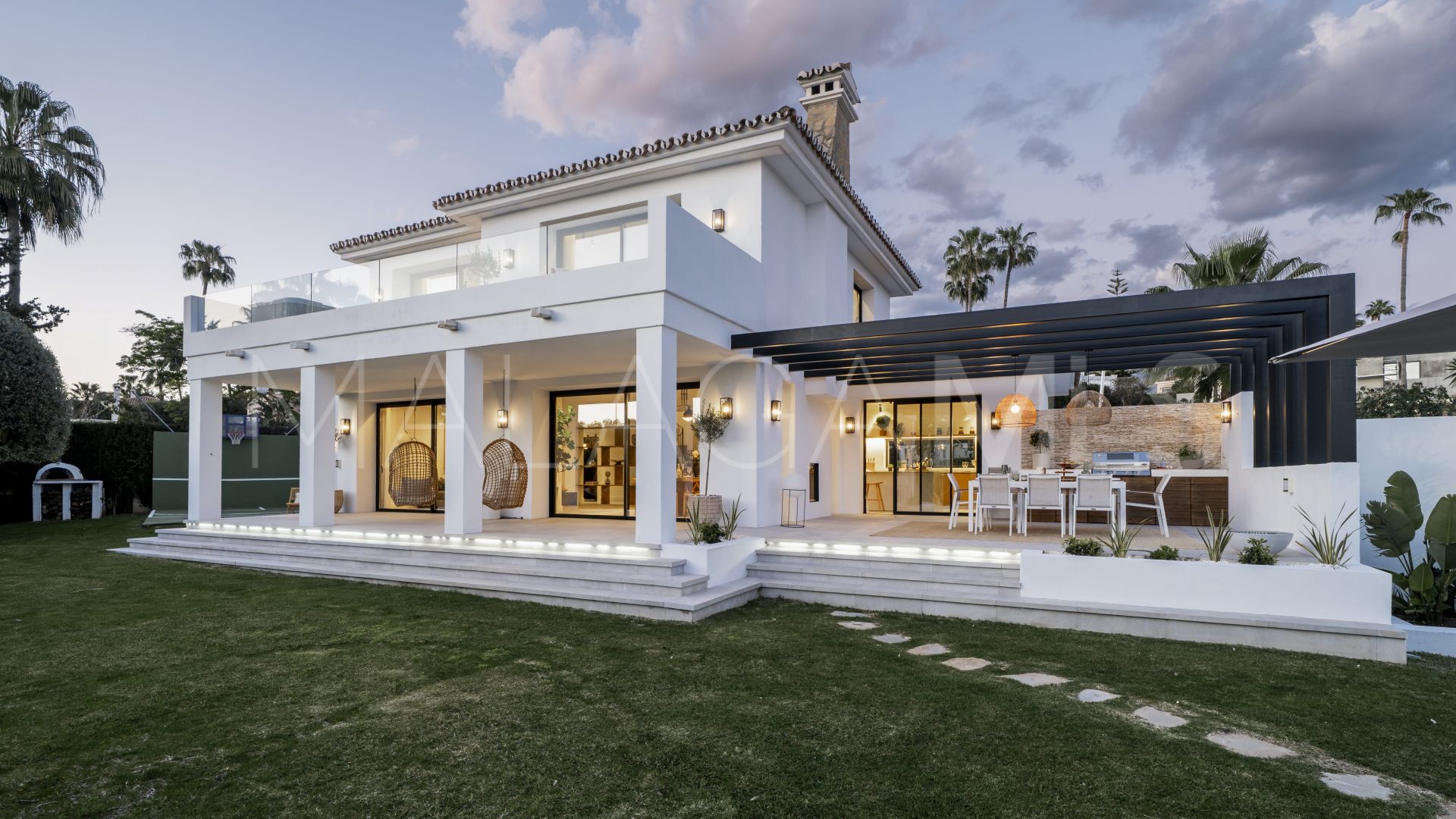 Las Brisas villa for sale