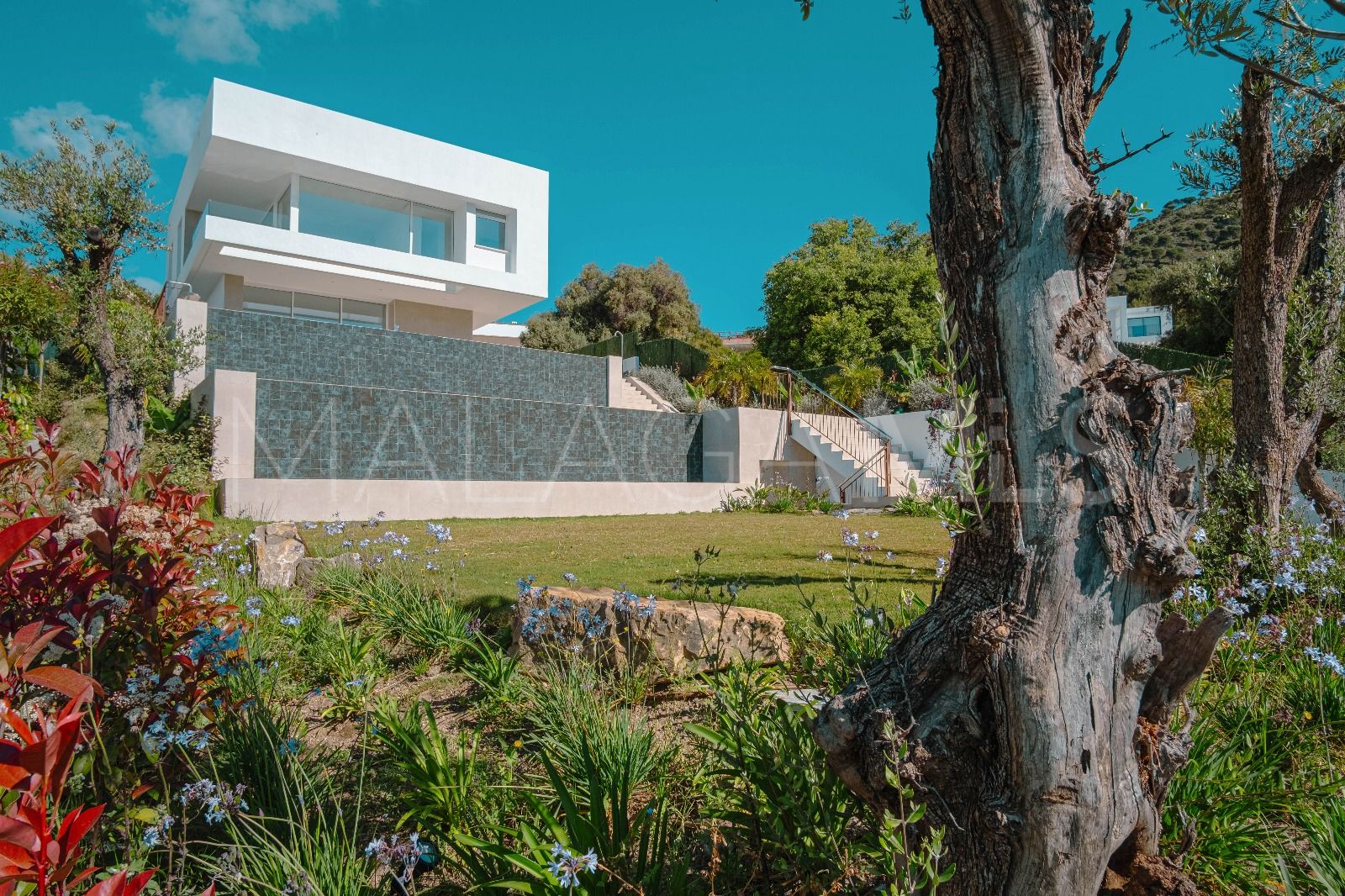 Villa for sale in Mijas