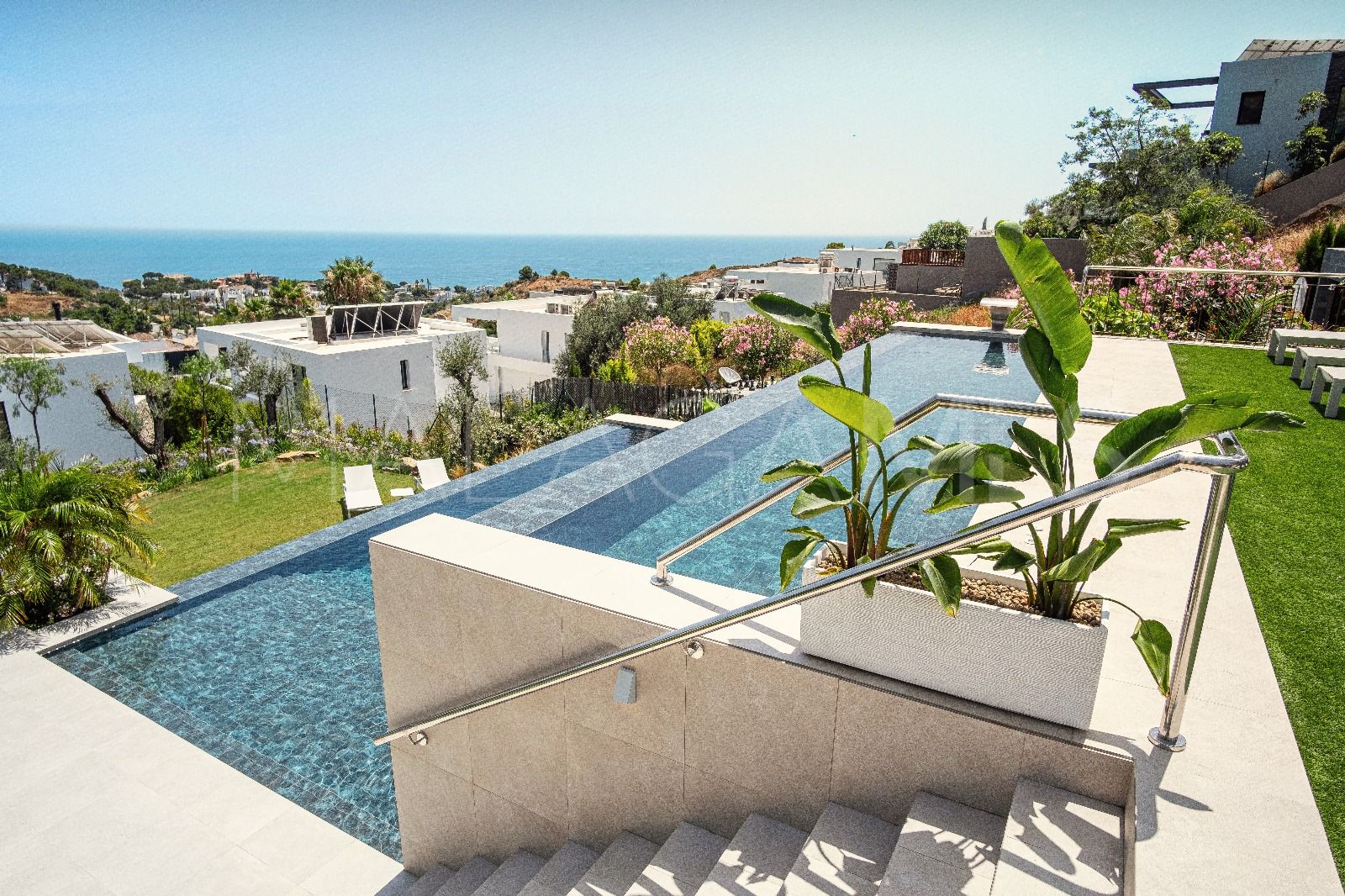Villa for sale in Mijas