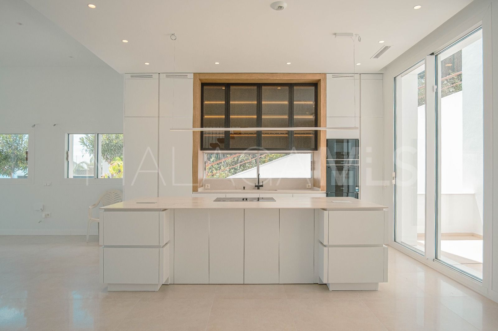 Villa for sale in Mijas