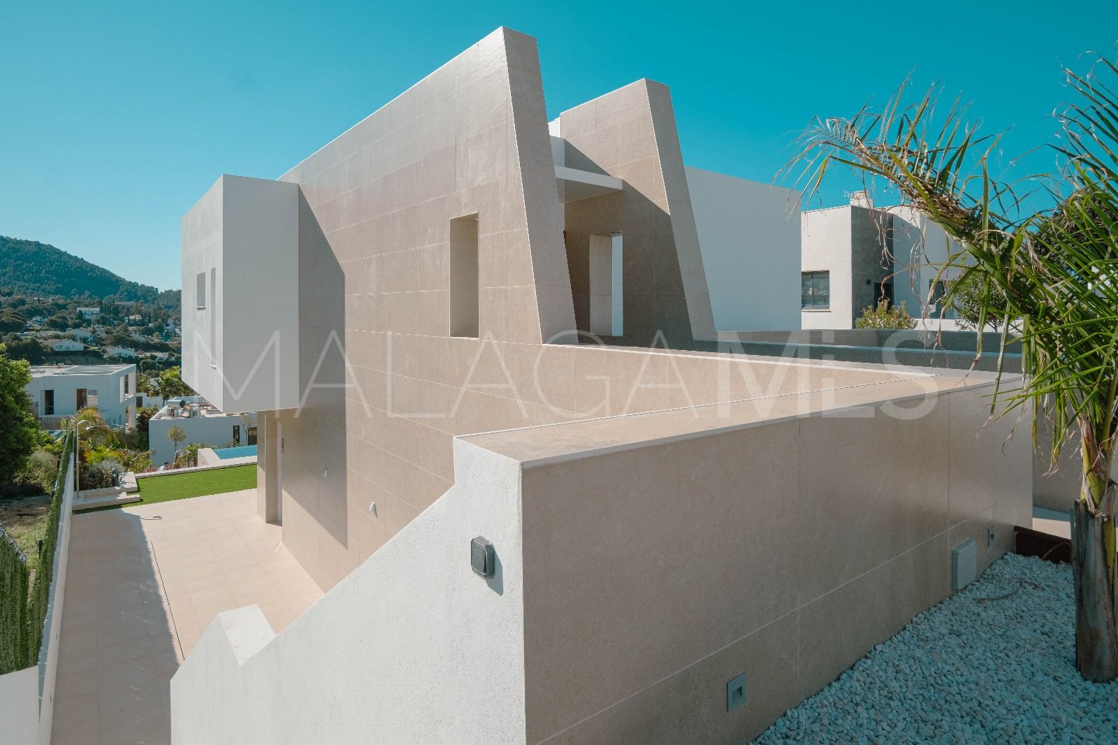 Villa for sale in Mijas