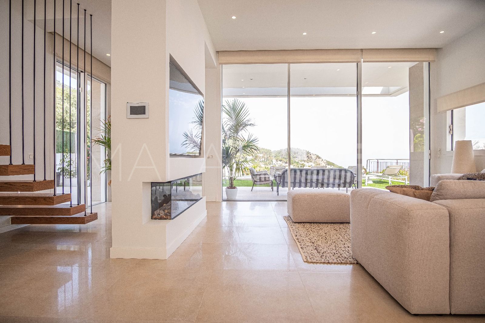 Villa for sale in Mijas
