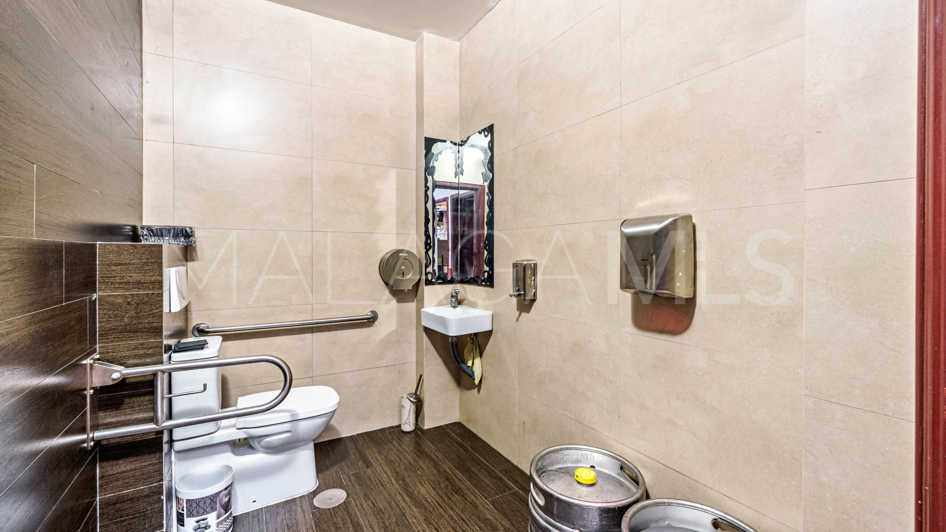 Se vende local comercial in Centro Histórico