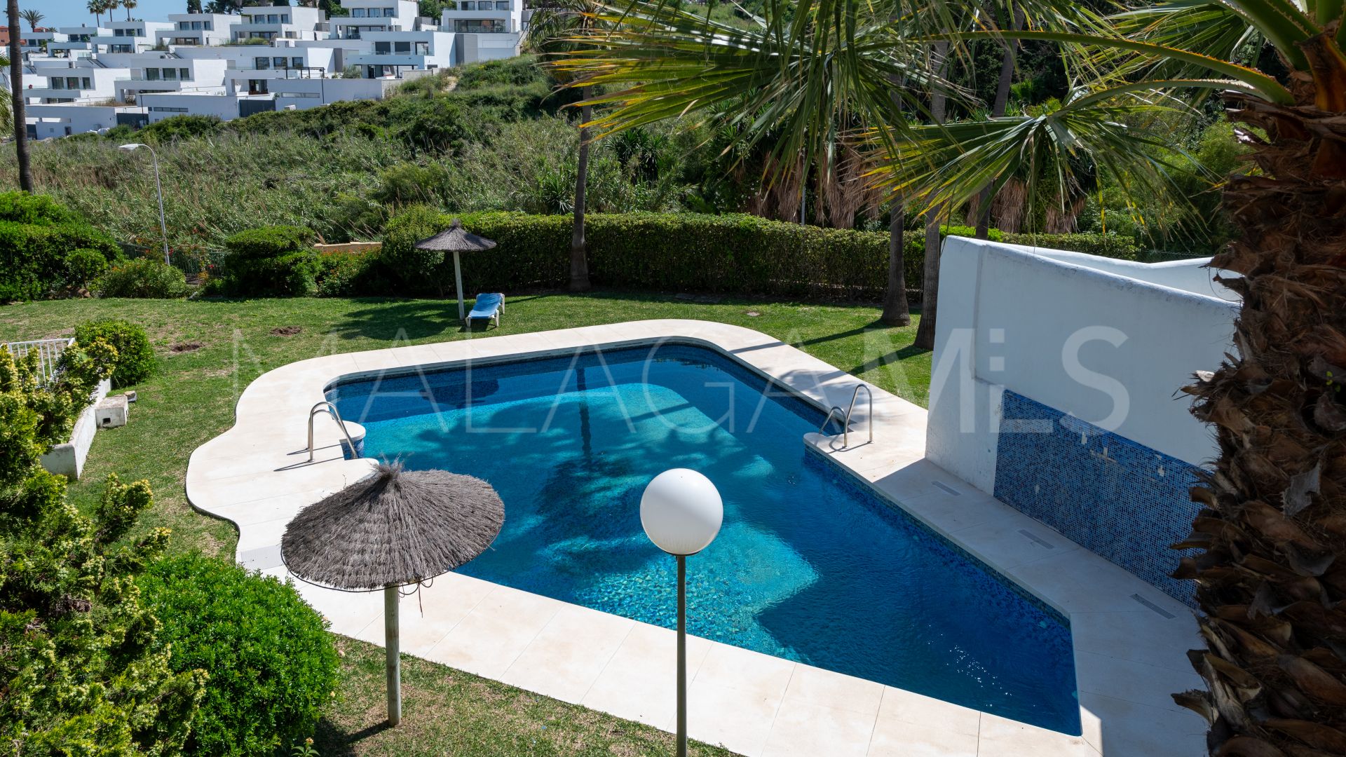 La Duquesa Golf, adosado for sale