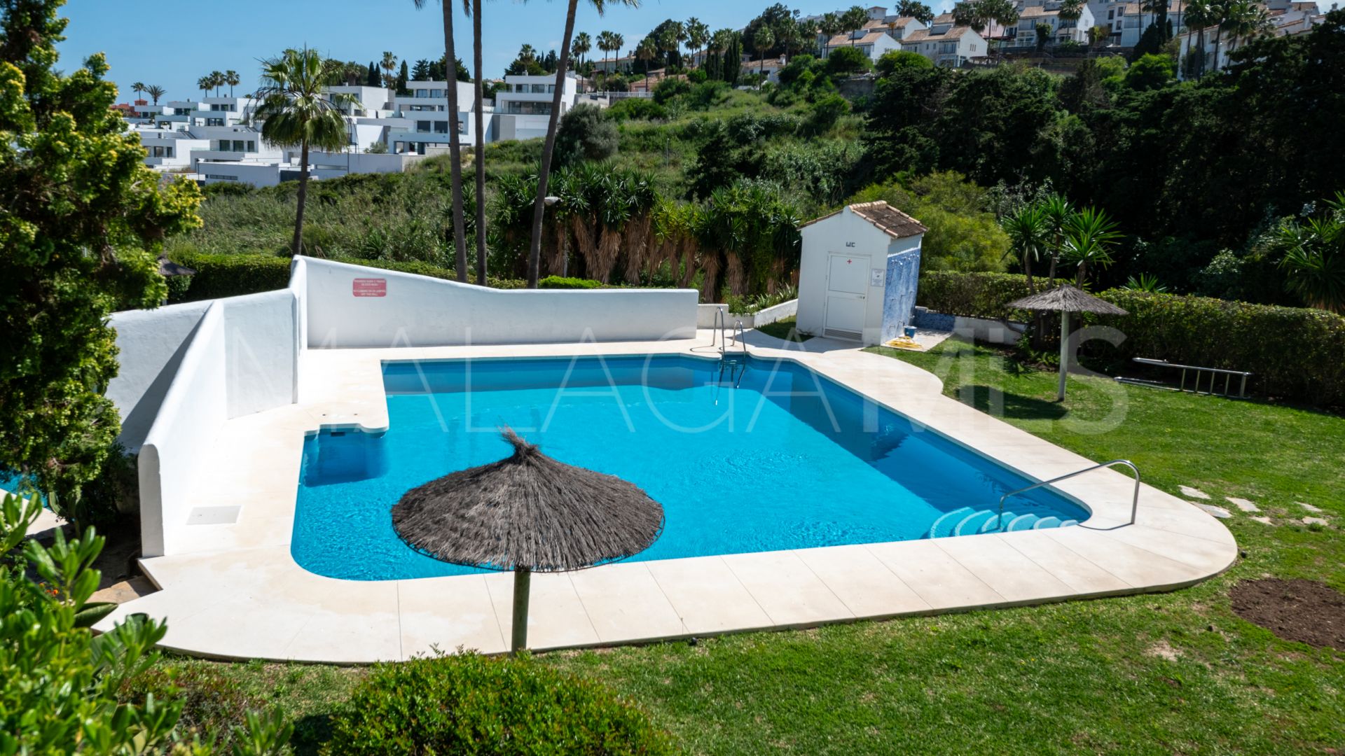 La Duquesa Golf, adosado for sale
