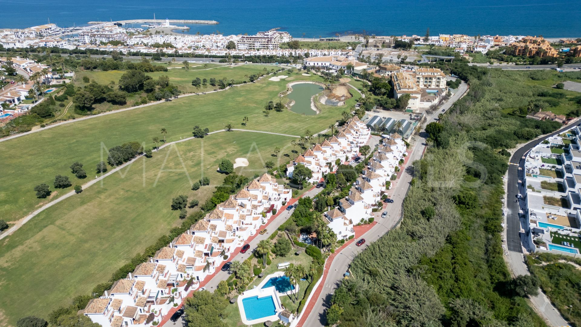 La Duquesa Golf, adosado for sale
