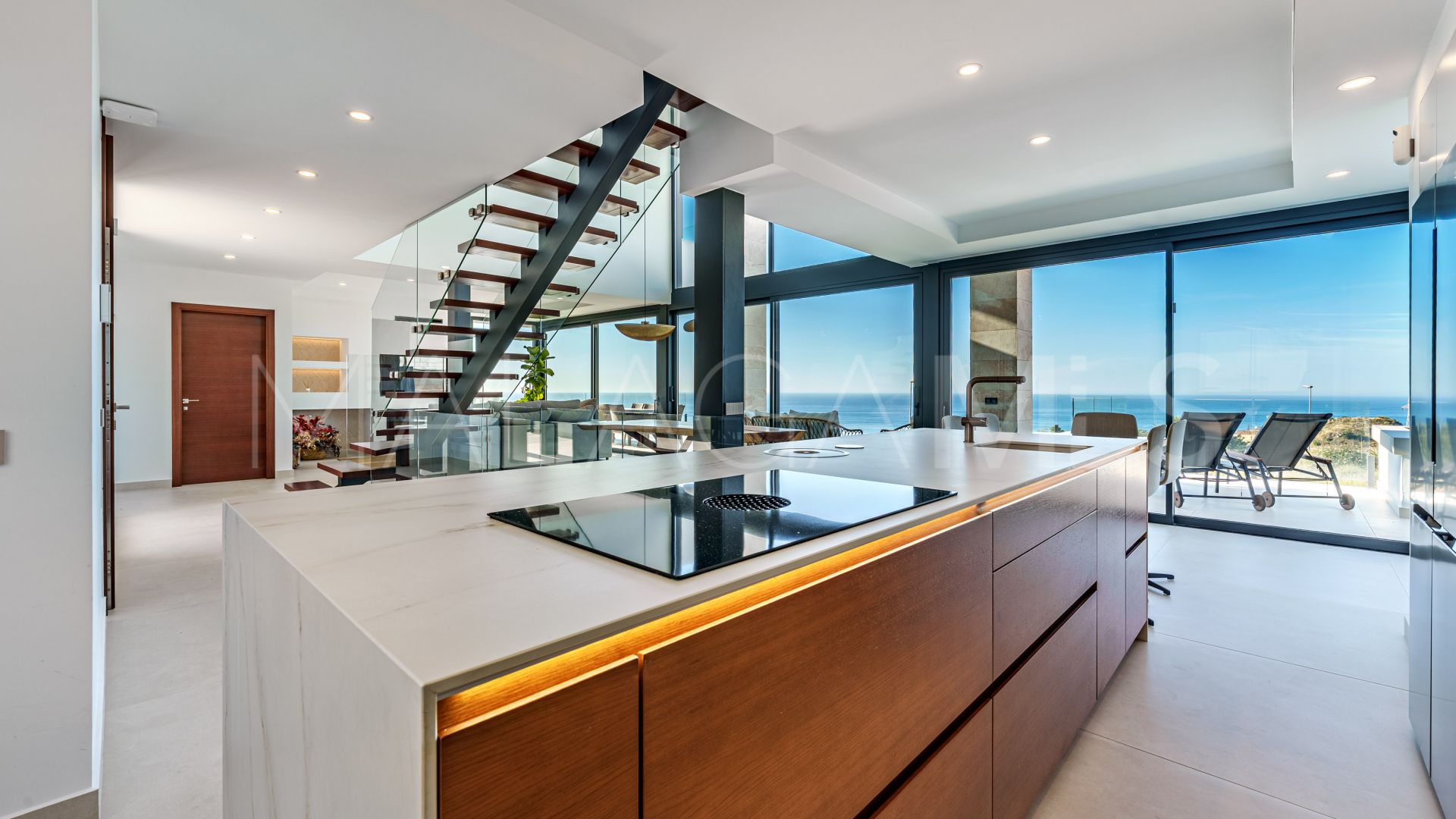Villa for sale in Benalmadena Costa