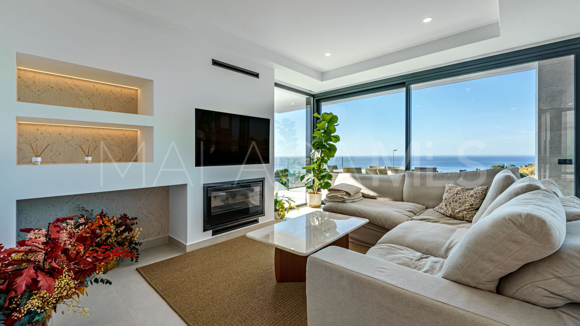Villa for sale in Benalmadena Costa