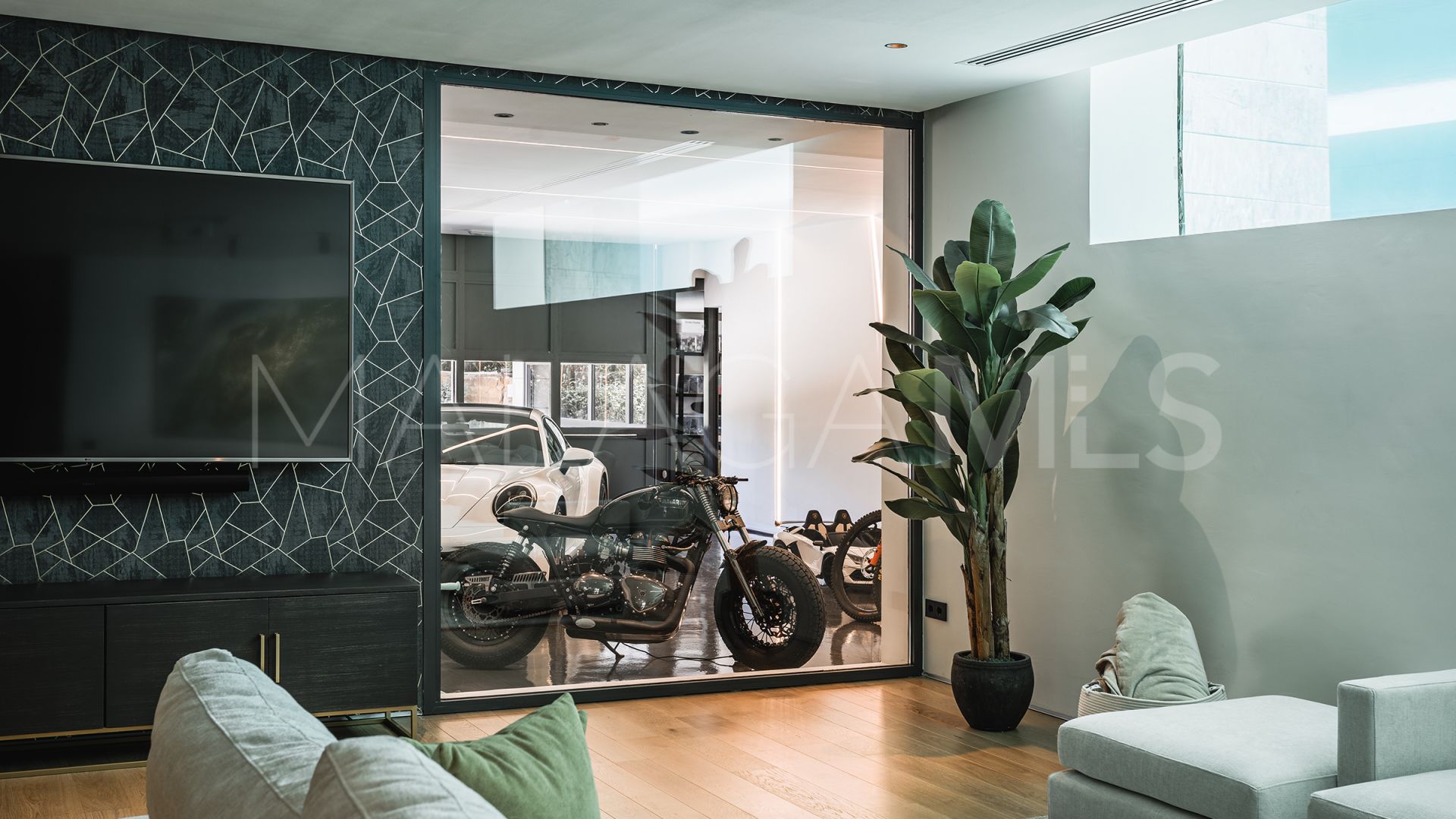 Villa for sale in Lomas del Virrey