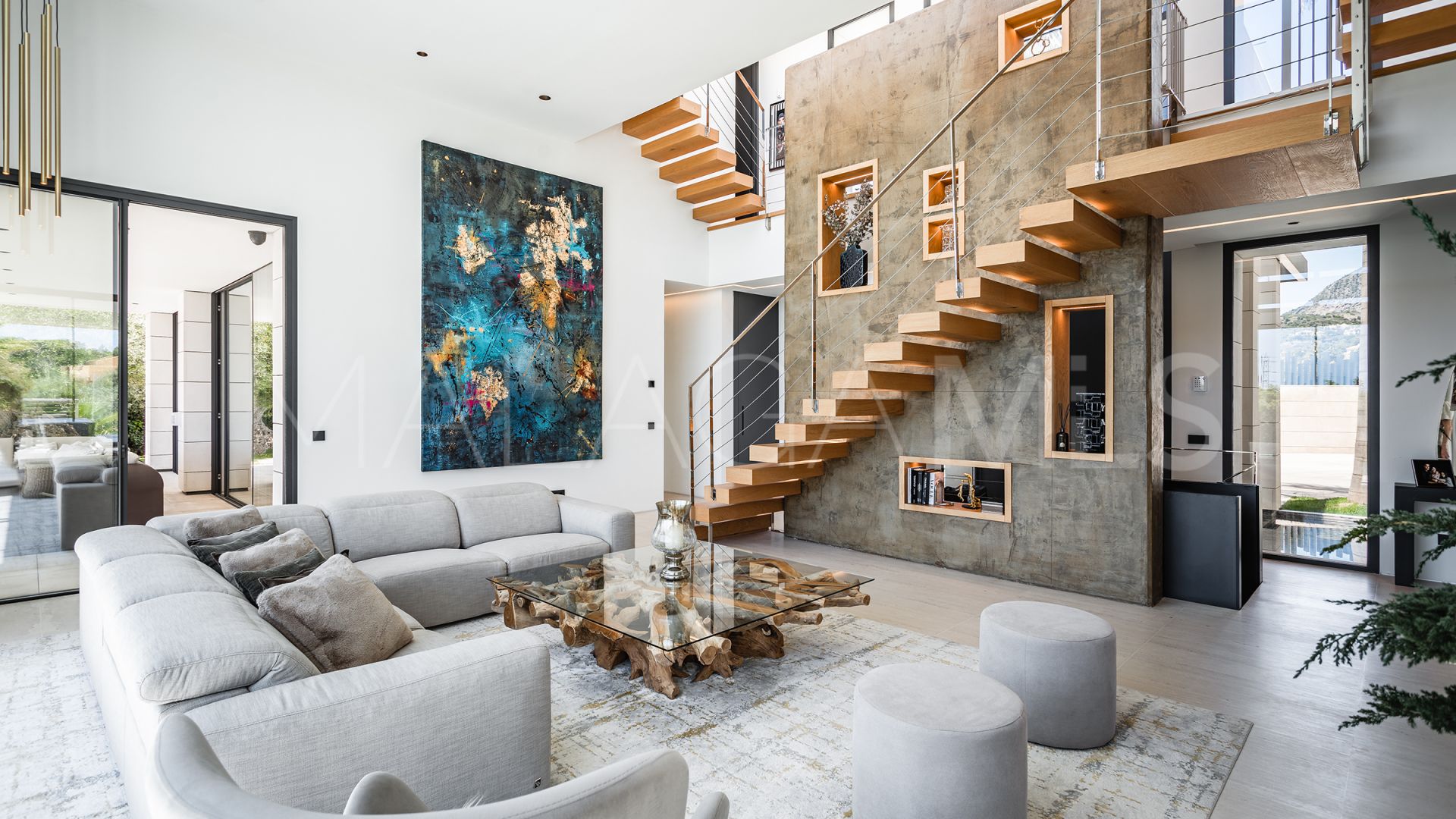 Villa for sale in Lomas del Virrey