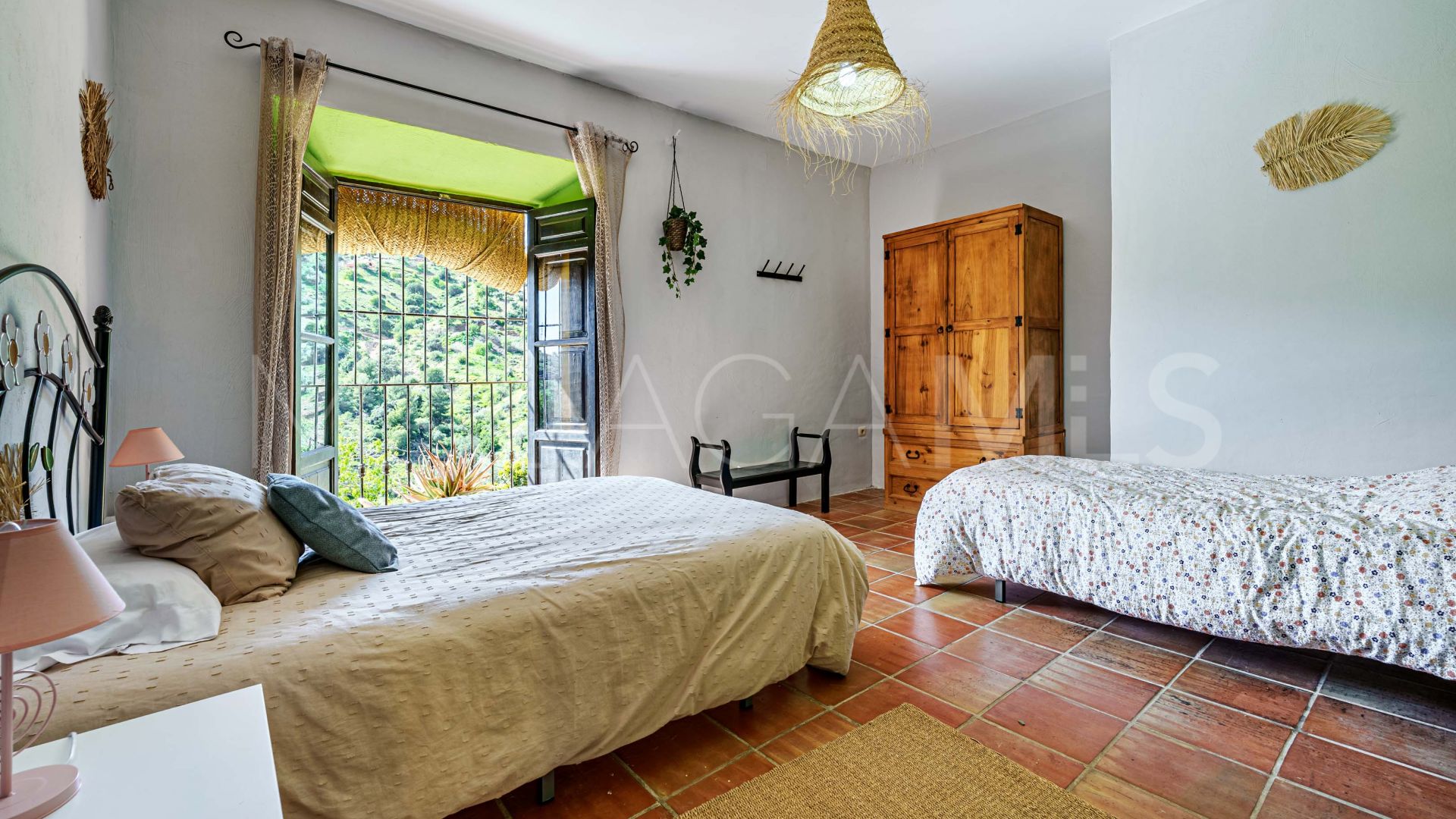 11 bedrooms Malaga - Este finca for sale