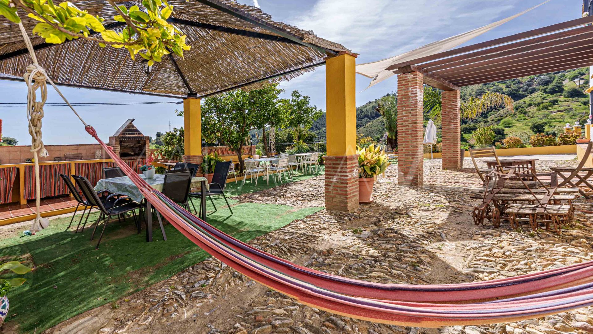 11 bedrooms Malaga - Este finca for sale